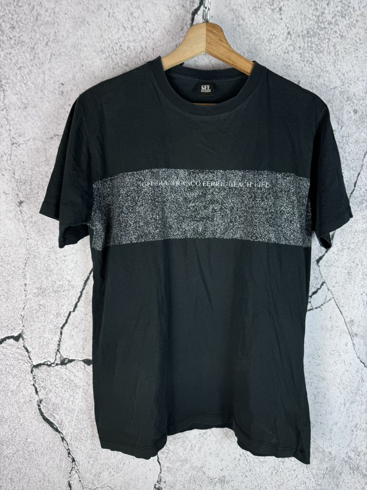 Gianfranco Ferre Vintage Gianfranco Ferre Paris Luxury Tshirt M Size US M / EU 48-50 / 2 - 1 Thumbnail