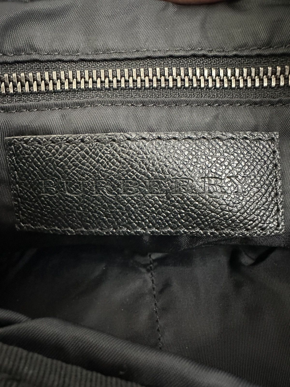 Burberry Burberry Zip Messenger Bag Smoked Check Canvas Small Size ONE SIZE - 6 Thumbnail