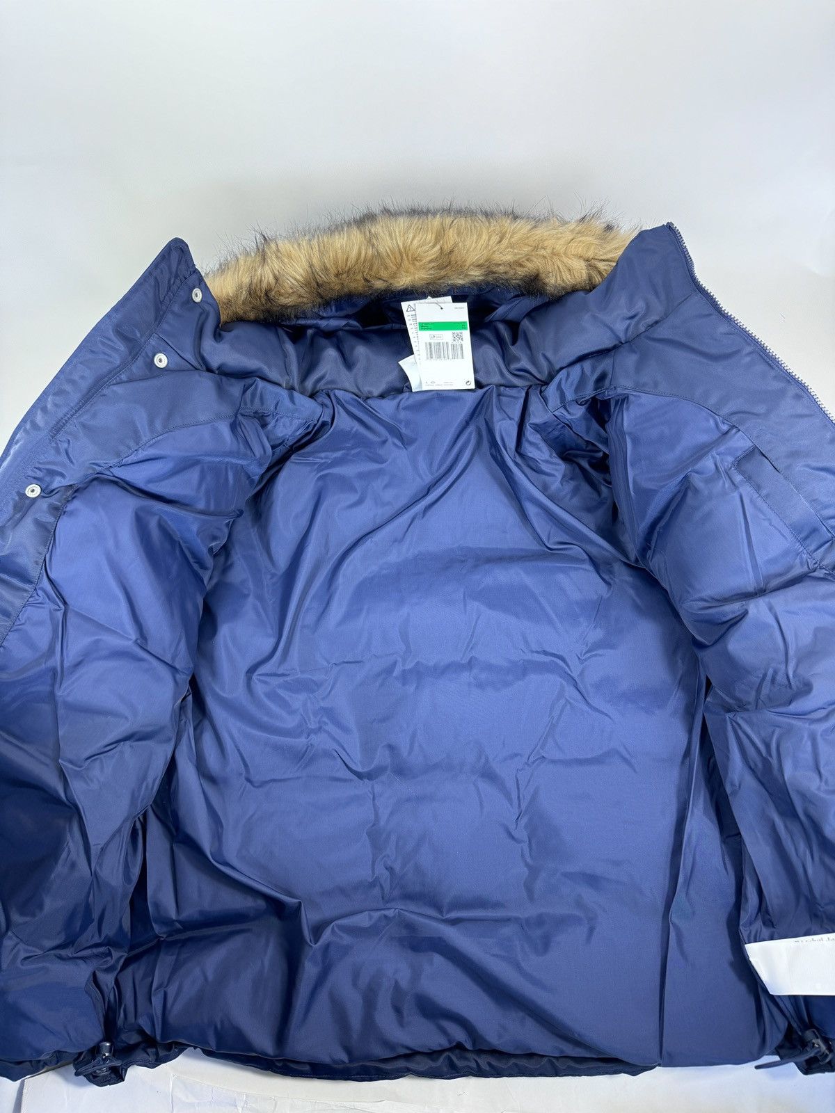 Jordan Brand × Supreme LOGO EMBROIDERED HOODED PUFFER JACKET Size US XL / EU 56 / 4 - 5 Thumbnail