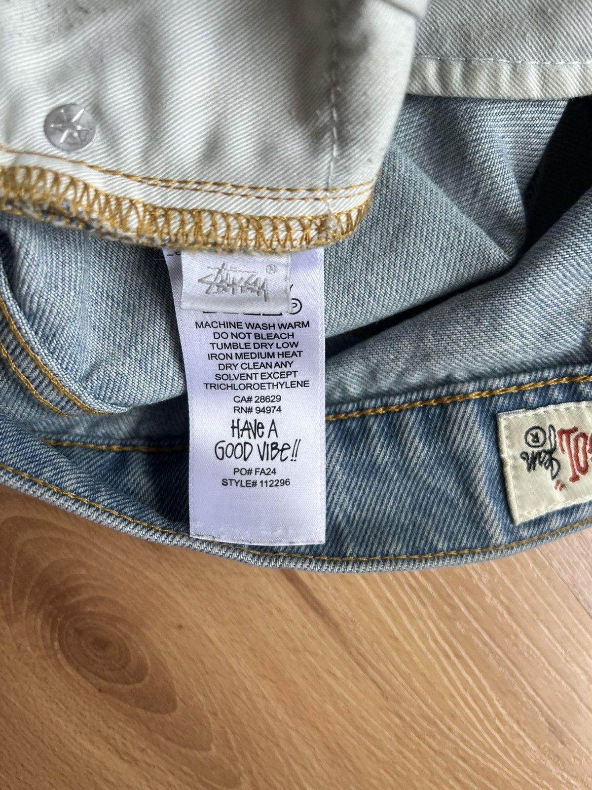 Stussy Stüssy denim shorts – small logo on front pocket, light wash Size US 32 / EU 48 - 4 Thumbnail