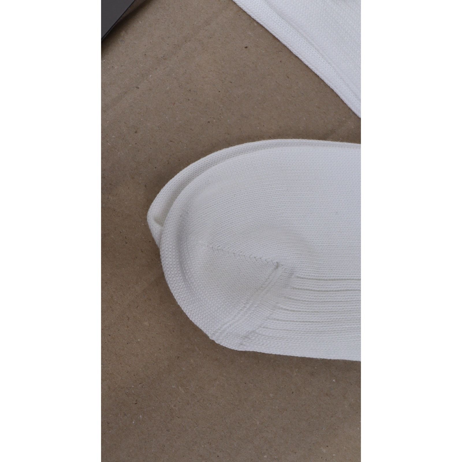 Dior o1rshd1 Size: OS / Socks in Blanc Size ONE SIZE - 5 Thumbnail