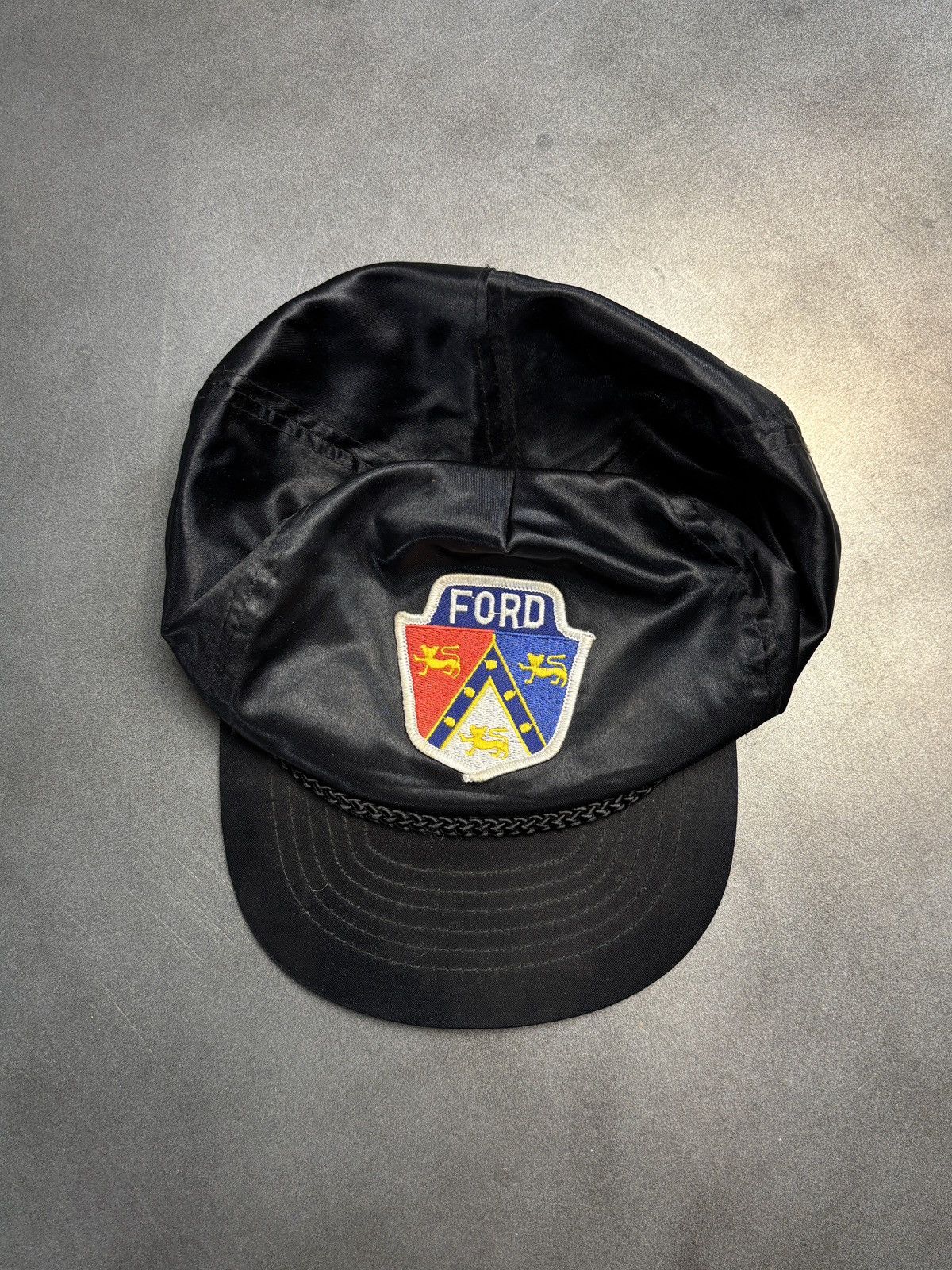 Ford × Vintage Vintage Satin Hat 1980s Trucker Hat Ford Motors 1970s Snap Size ONE SIZE - 1 Thumbnail