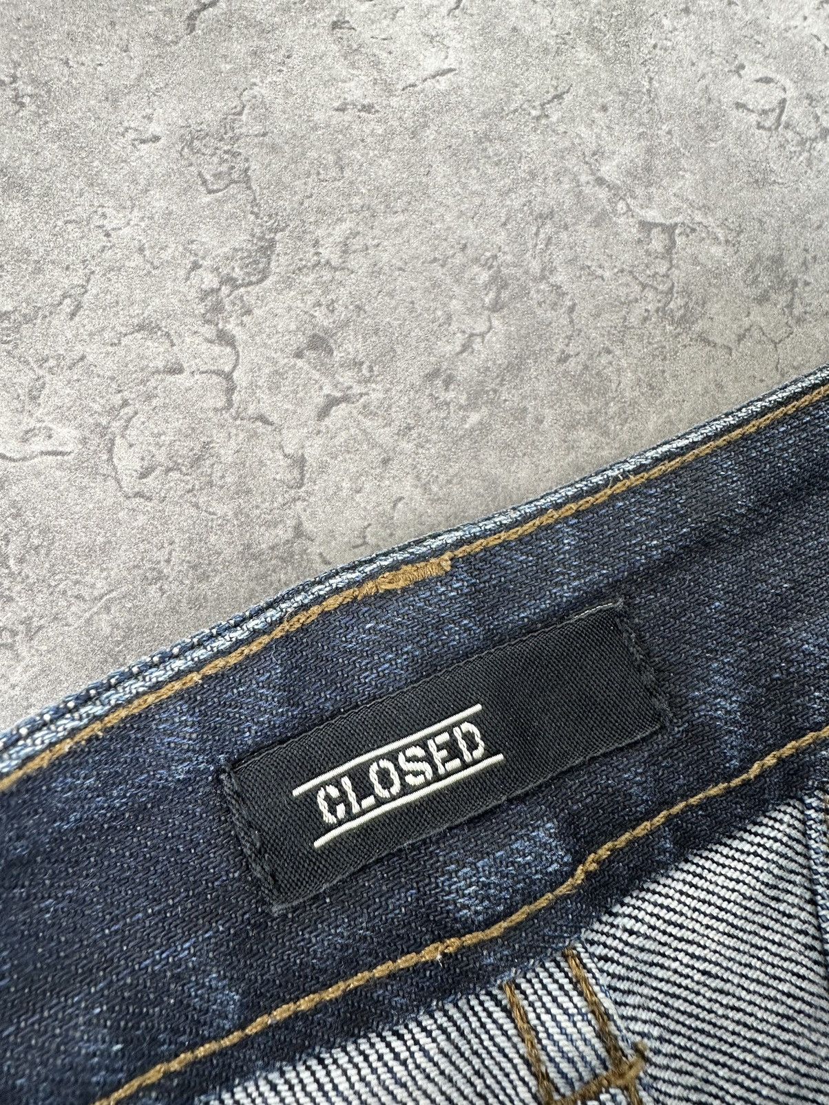 CLOSED Closed Marithe Francois Gibraud Denim Shorts Size 26" / US 2 / IT 38 - 2 Thumbnail