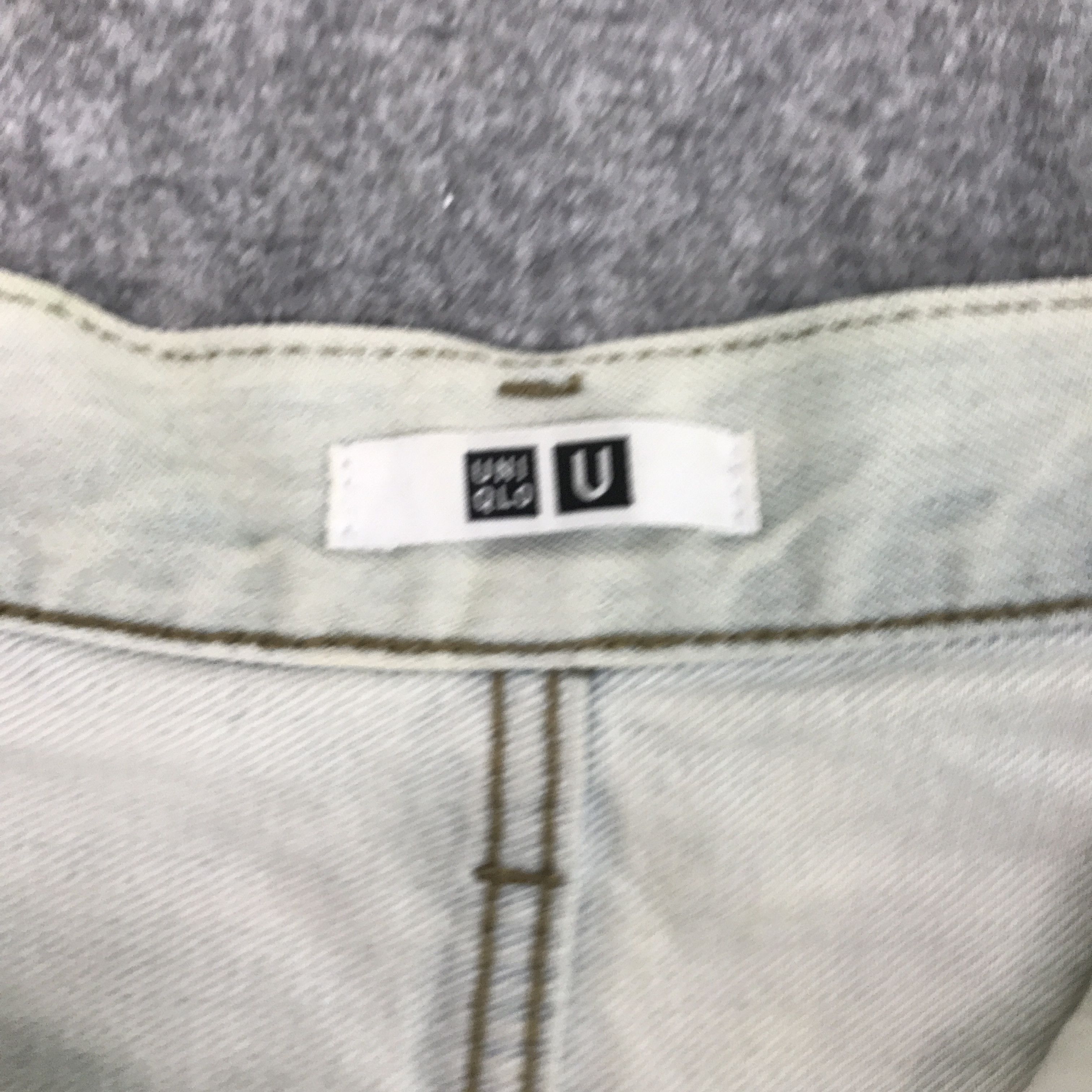 Christophe Lemaire × Uniqlo LEMAIRE X UNIQLO LIGHT WASH DISTRESSED JEANS Size US 30 / EU 46 - 8 Thumbnail