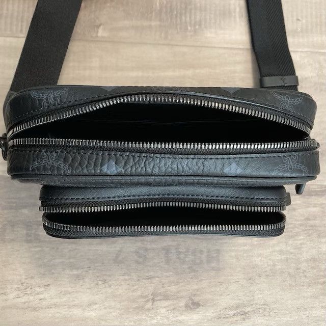 Bape × MCM MCM × BAPE AREN LUNAR NEW YEAR VISETOS POUCH Shoulder Bag Size ONE SIZE - 6 Thumbnail