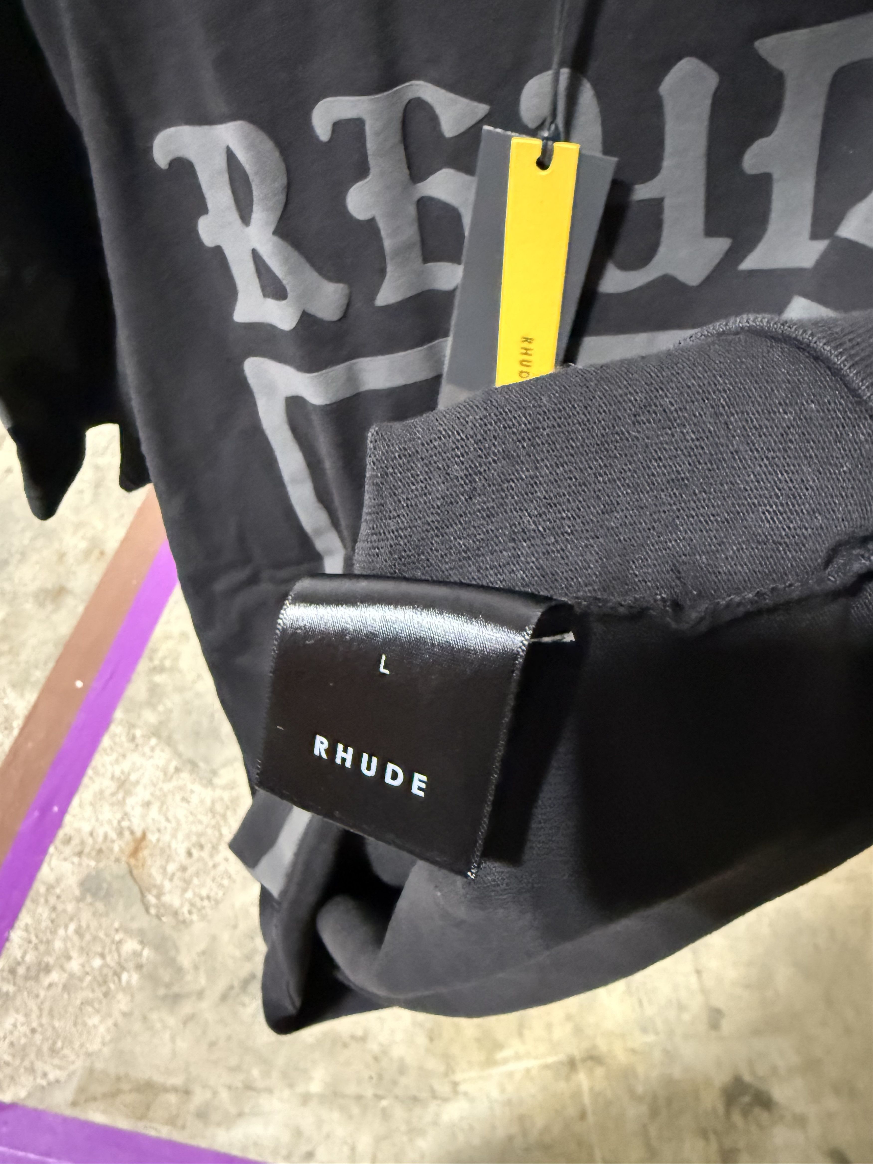 Rhude Rhude Deix Shield Tee 'Black' Size US L / EU 52-54 / 3 - 3 Thumbnail