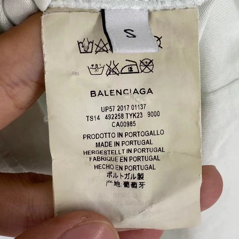 Balenciaga Balenciaga Double B Letter Short Sleeve Size US S / EU 44-46 / 1 - 5 Thumbnail