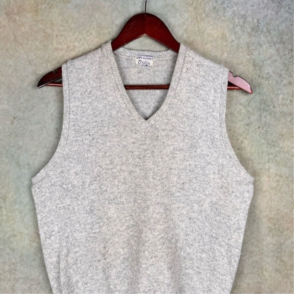 Vintage VTG 60s Knit Sweater Vest Mens M Gray V Neck Plain True Vtg Size US M / EU 48-50 / 2 - 2 Thumbnail