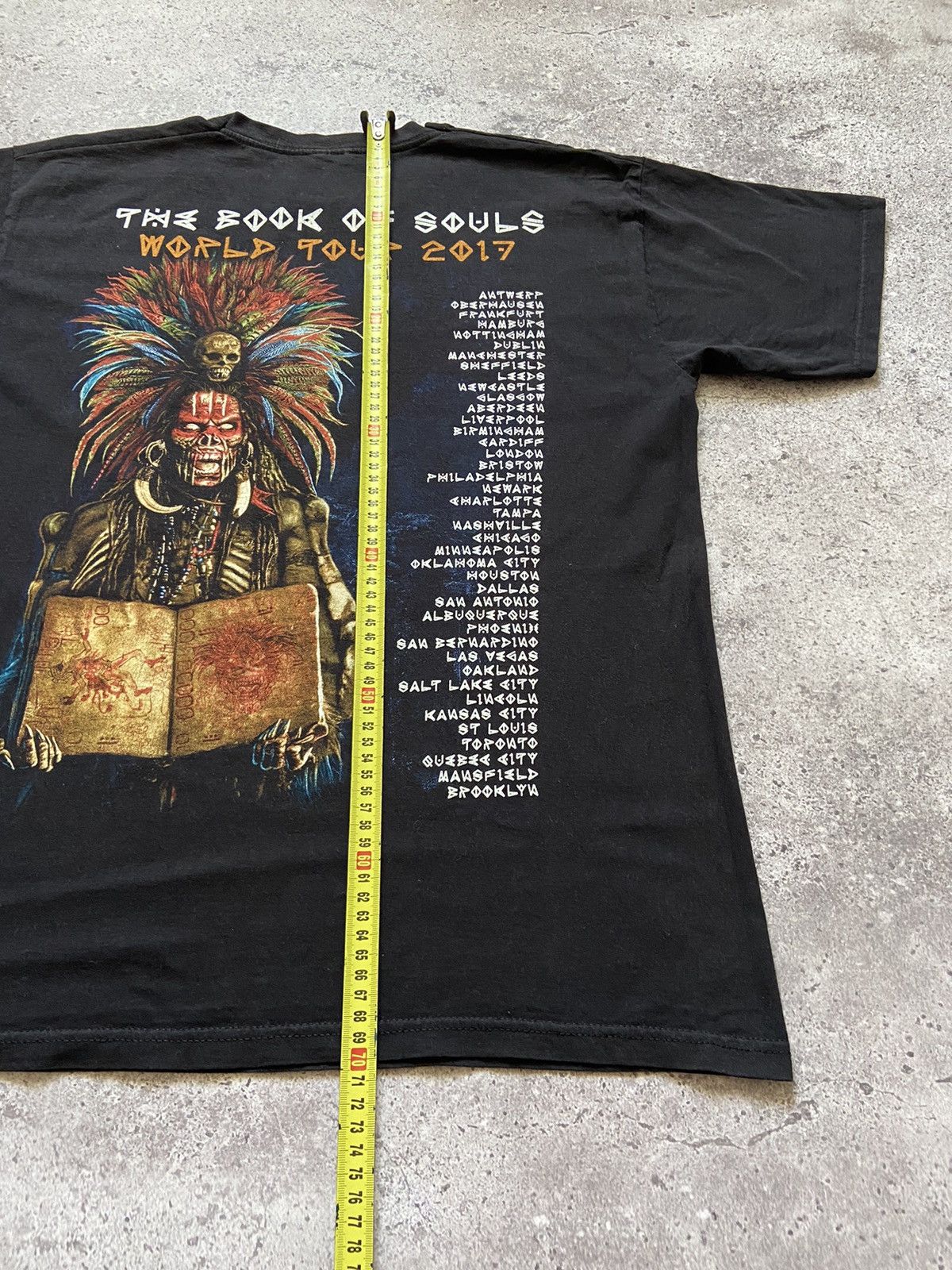 Iron Maiden 2017 Iron Maiden The Book of Souls World Tour Size Medium Size US L / EU 52-54 / 3 - 6 Thumbnail