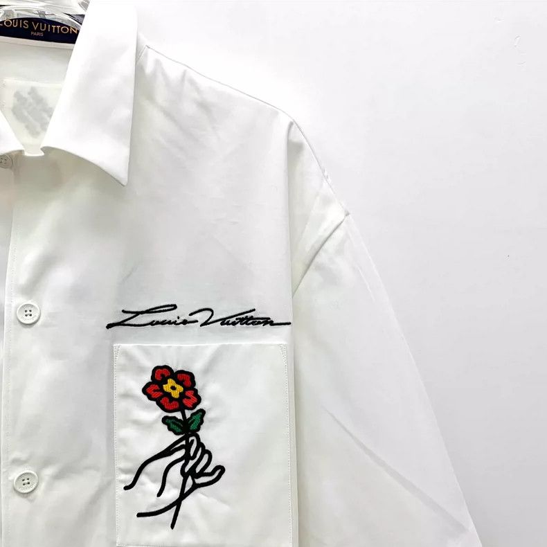 Louis Vuitton Louis Vuitton 24 white floral embroidered cotton lapel sin Size US L / EU 52-54 / 3 - 3 Thumbnail