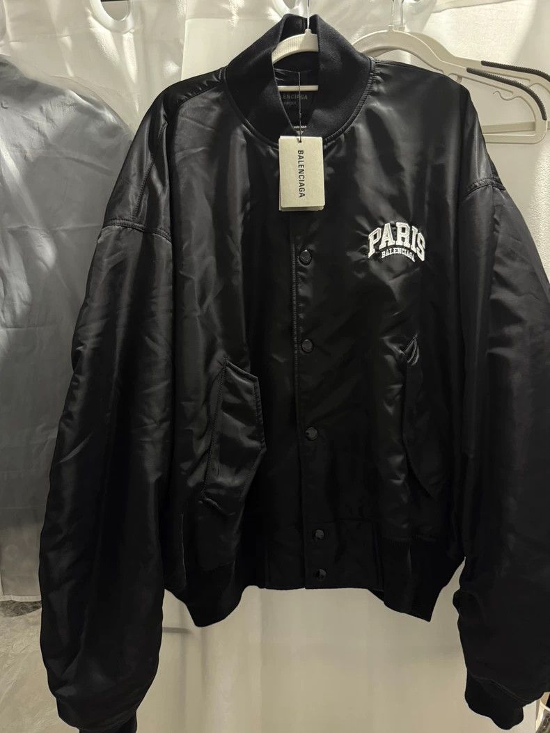 Balenciaga Balenciaga 24ss Front and Back Embroidered Bomber Jacket, Size US XS / EU 42 / 0 - 3 Thumbnail