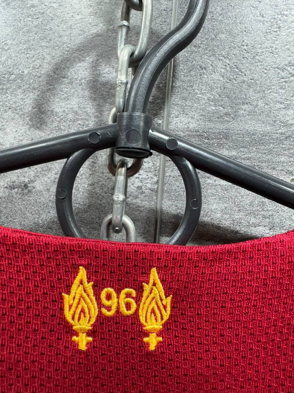 Other LIVERPOOL 2019/2020 HOME FOOTBALL SHIRT NEW BALANCE Size US S / EU 44-46 / 1 - 13 Thumbnail