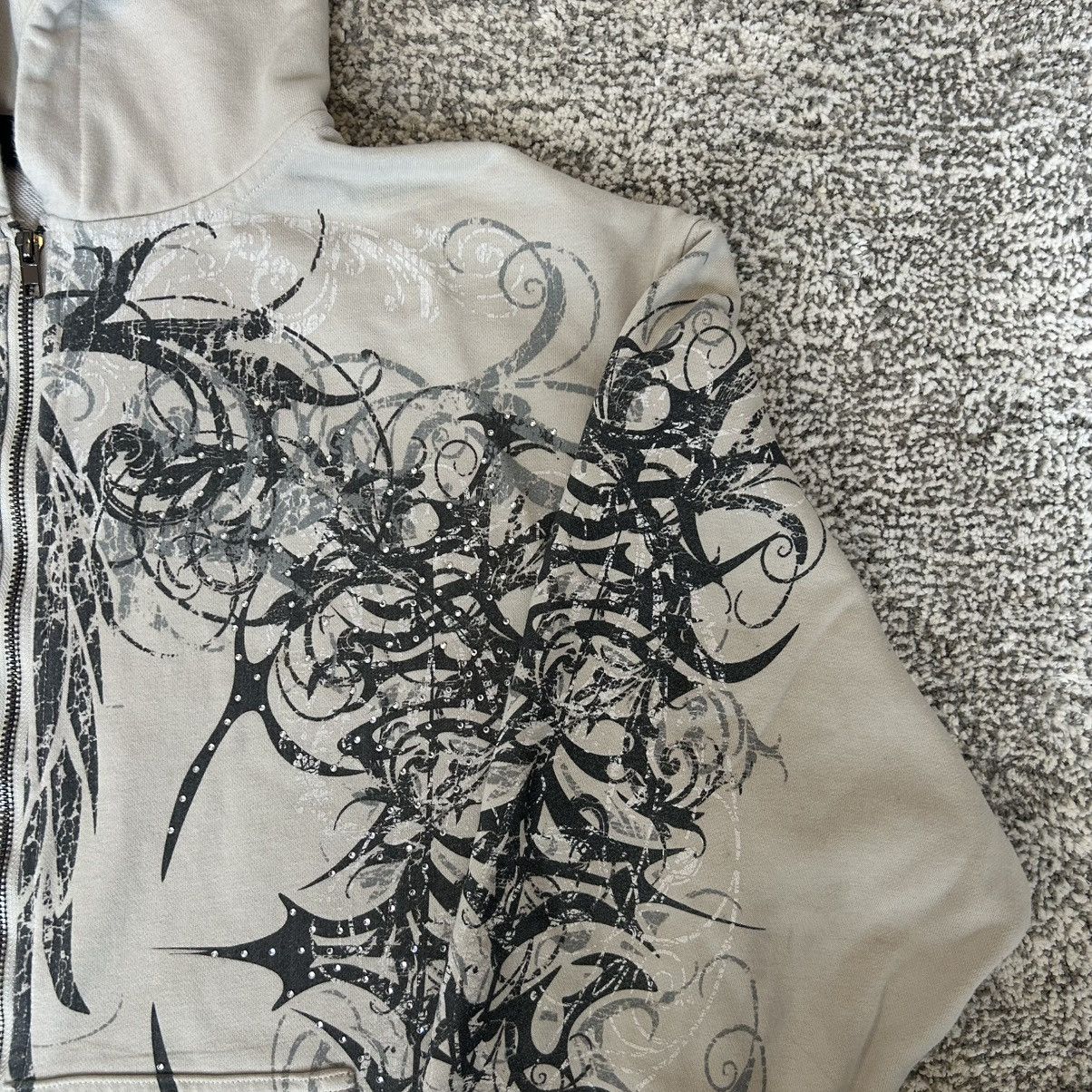 Insomnia Visuals 💤Insomnia Visuals👁️Hoodie with Graphic Design and Cross Gems Size US L / EU 52-54 / 3 - 4 Thumbnail