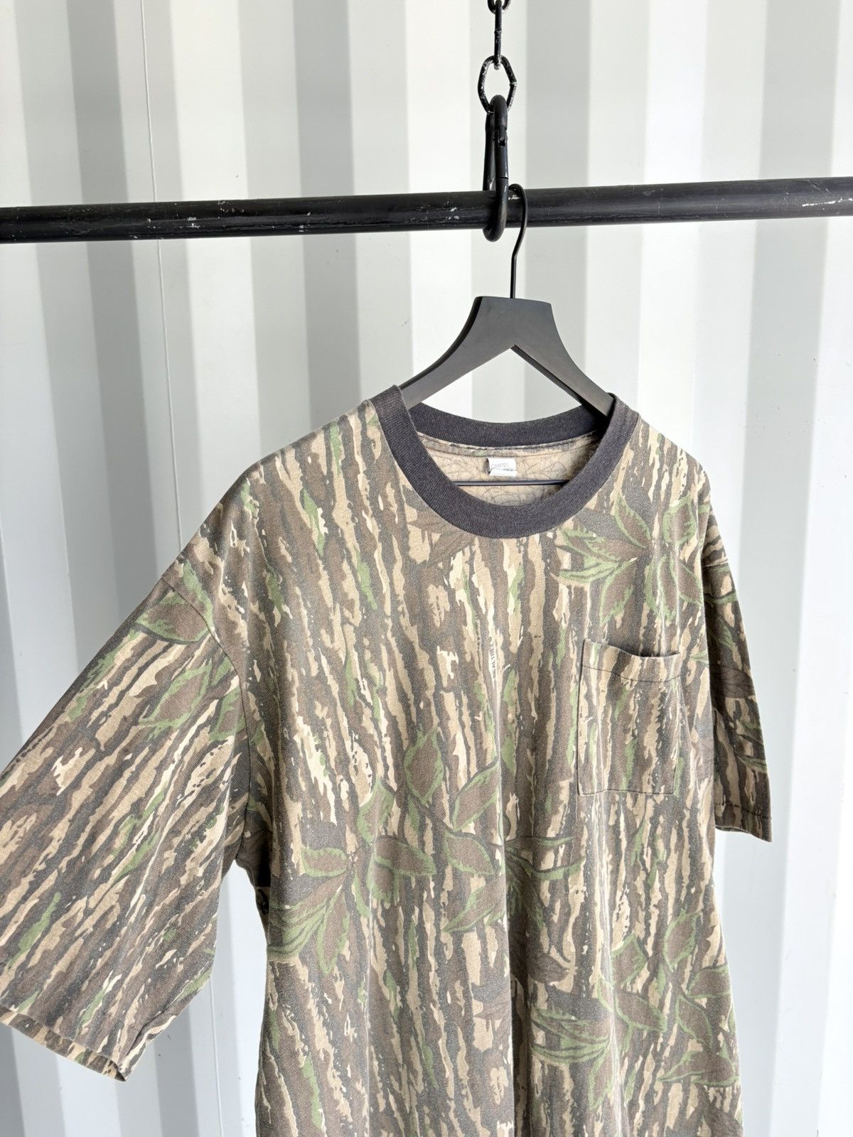 Vintage Thrashed Camo Shirt Sun Faded Distressed Size US XXL / EU 58 / 5 - 3 Thumbnail