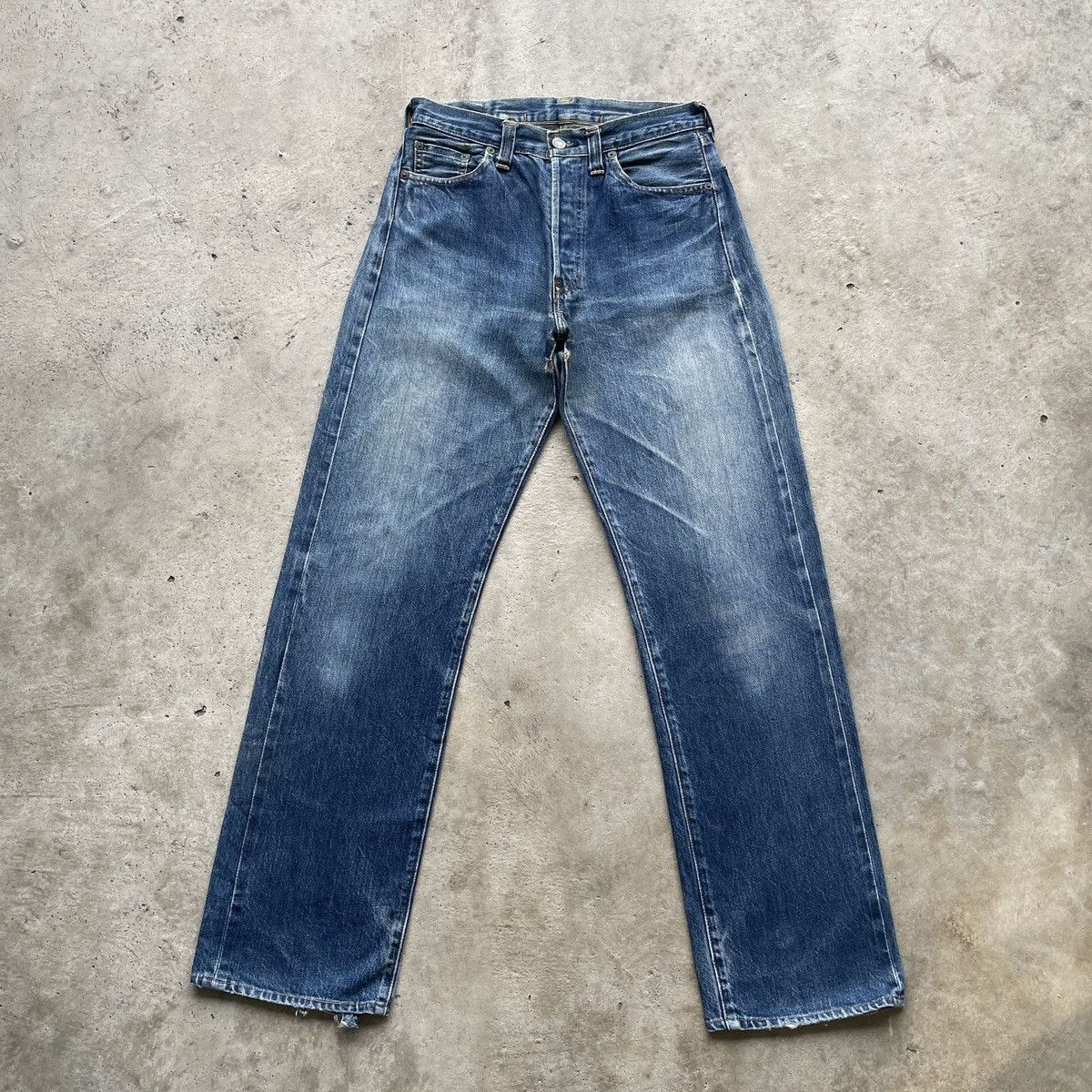 Levi's Vintage Clothing Vintage Levis Big E USA Buckle Faded Selvedge Jeans Pants Size US 28 / EU 44 - 1 Thumbnail