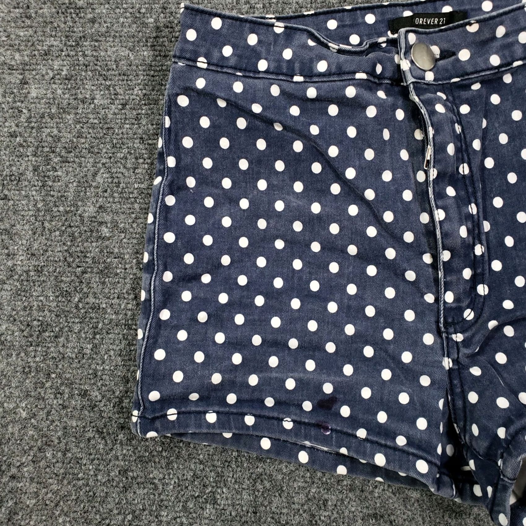 Forever 21 FOREVER 21 Shorts Womens 26 Blue Polka Dot Flat Front High Rise Casual Hot Pants Size 42" / US 20 - 5 Thumbnail