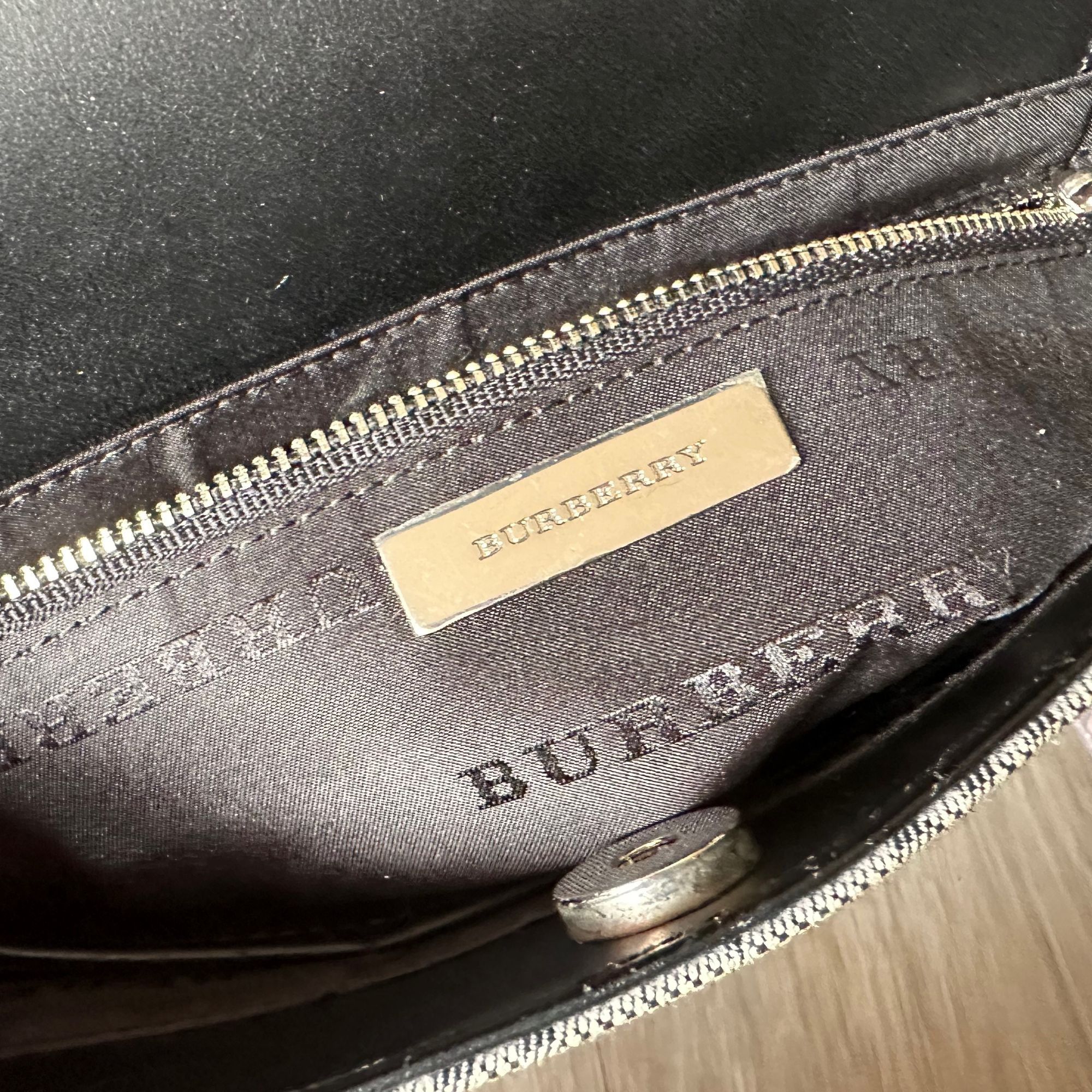 Burberry Burberry Gray Nova Check Satchel/ Tote with Black Leather B Size ONE SIZE - 9 Thumbnail