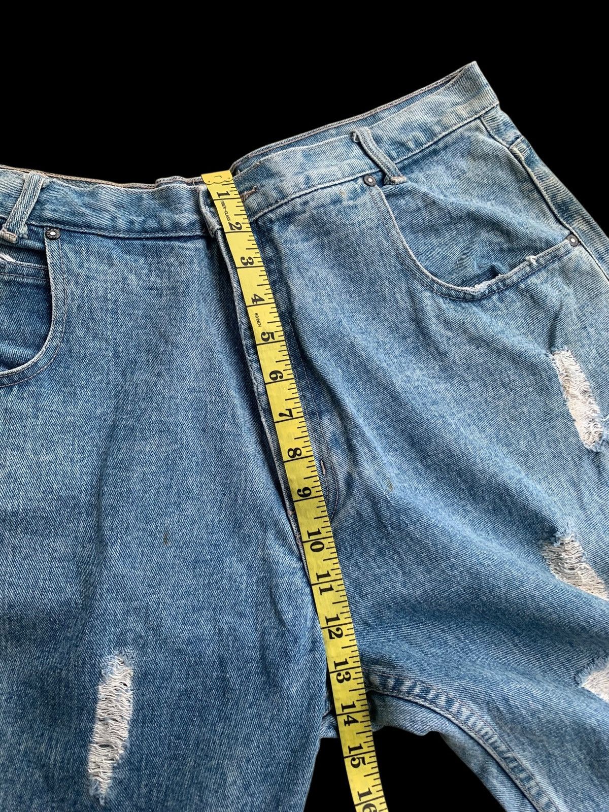 Guess × Japanese Brand × Vintage American Guess Light Blue Baggy Distressed Jeans Size US 34 / EU 50 - 24 Thumbnail
