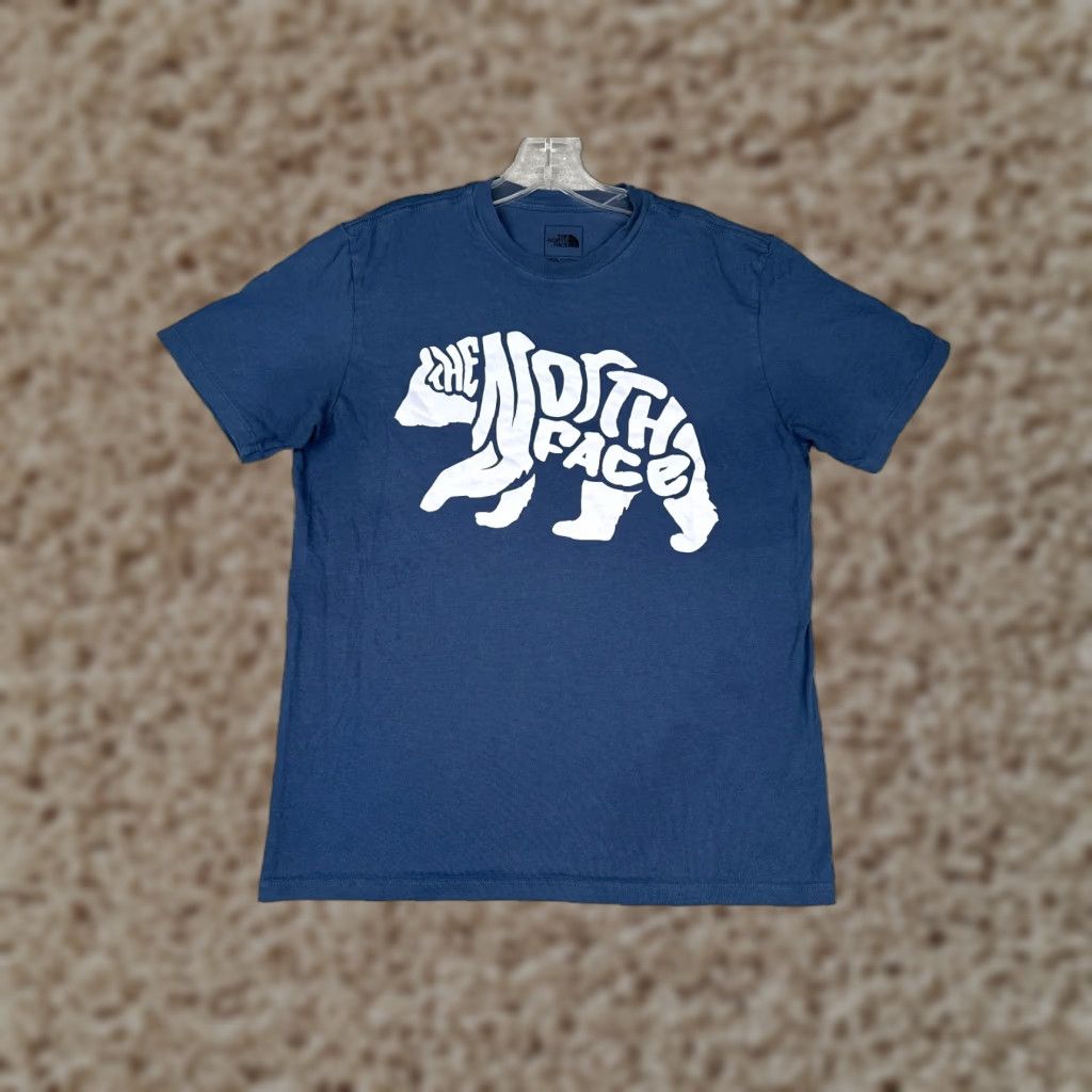 The North Face VINTAGE The North Face Shirt Men Medium Blue Crew Neck 100% Cotton Logo Bear Size US M / EU 48-50 / 2 - 1 Thumbnail