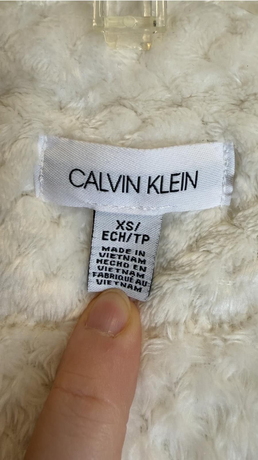 Calvin Klein Cozy Cream Calvin Klein Faux-Fur Zip Vest (XS) Size XS / US 0-2 / IT 36-38 - 3 Thumbnail