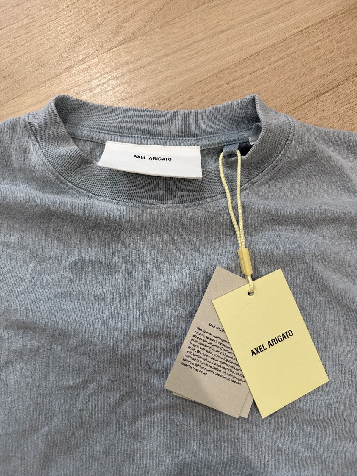 Axel Arigato Axel Arigato Typo Summer T-Shirt Size US M / EU 48-50 / 2 - 1 Thumbnail
