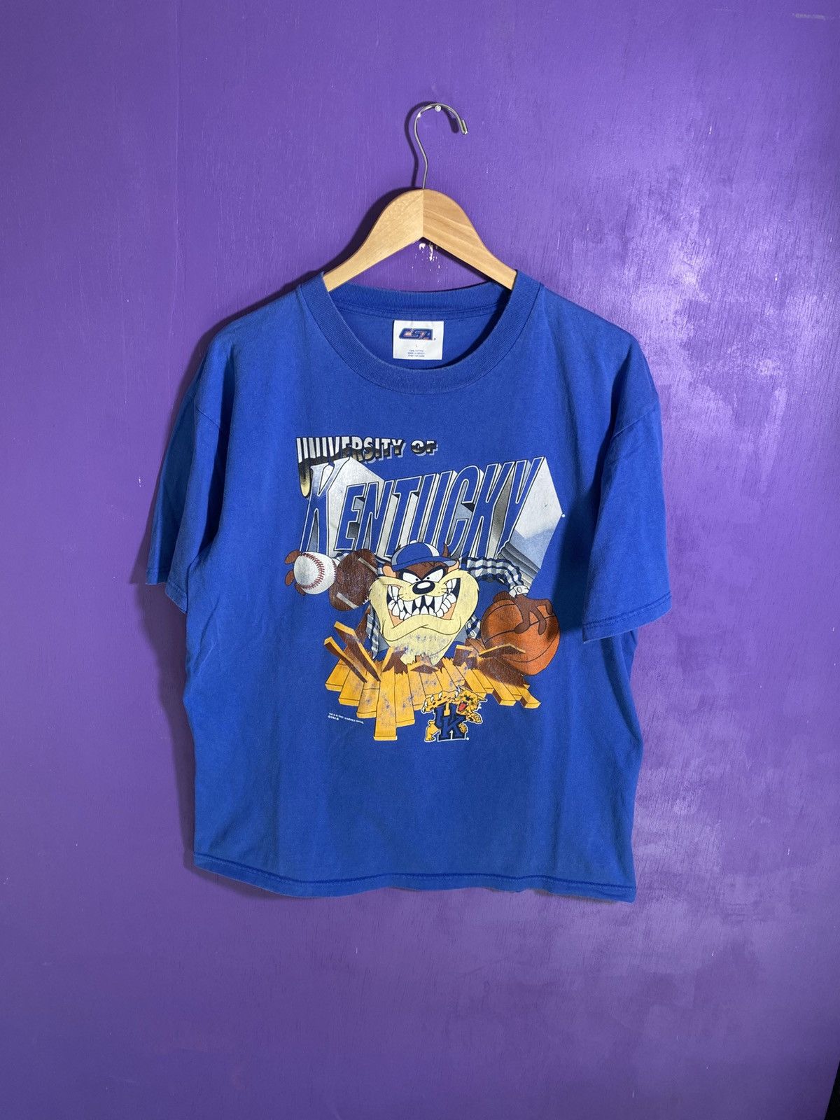 Vintage Vintage 1997 TAZ Kentucky wildcats sports t-shirt Size US L / EU 52-54 / 3 - 1 Thumbnail