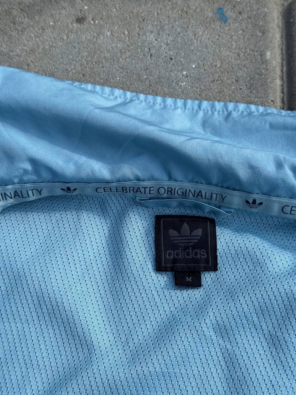 Adidas Vintage Adidas Windbreaker Jacket 90s Y2K Size US M / EU 48-50 / 2 - 7 Thumbnail