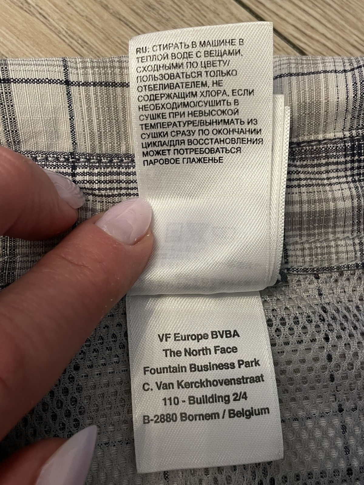 The North Face The North Face Shirt Mens Size US L / EU 52-54 / 3 - 19 Thumbnail