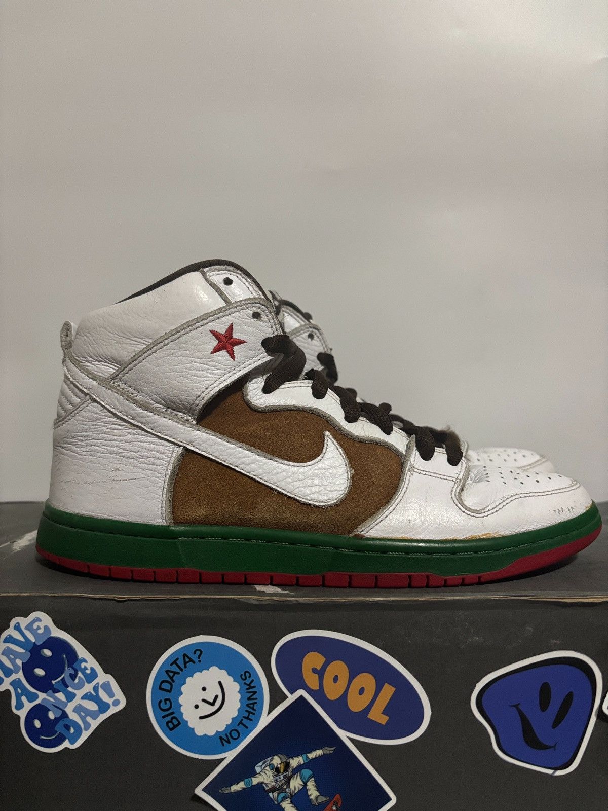 Nike SB Nike SB Dunk High Cali Size US 8.5 / EU 41-42 - 2 Thumbnail