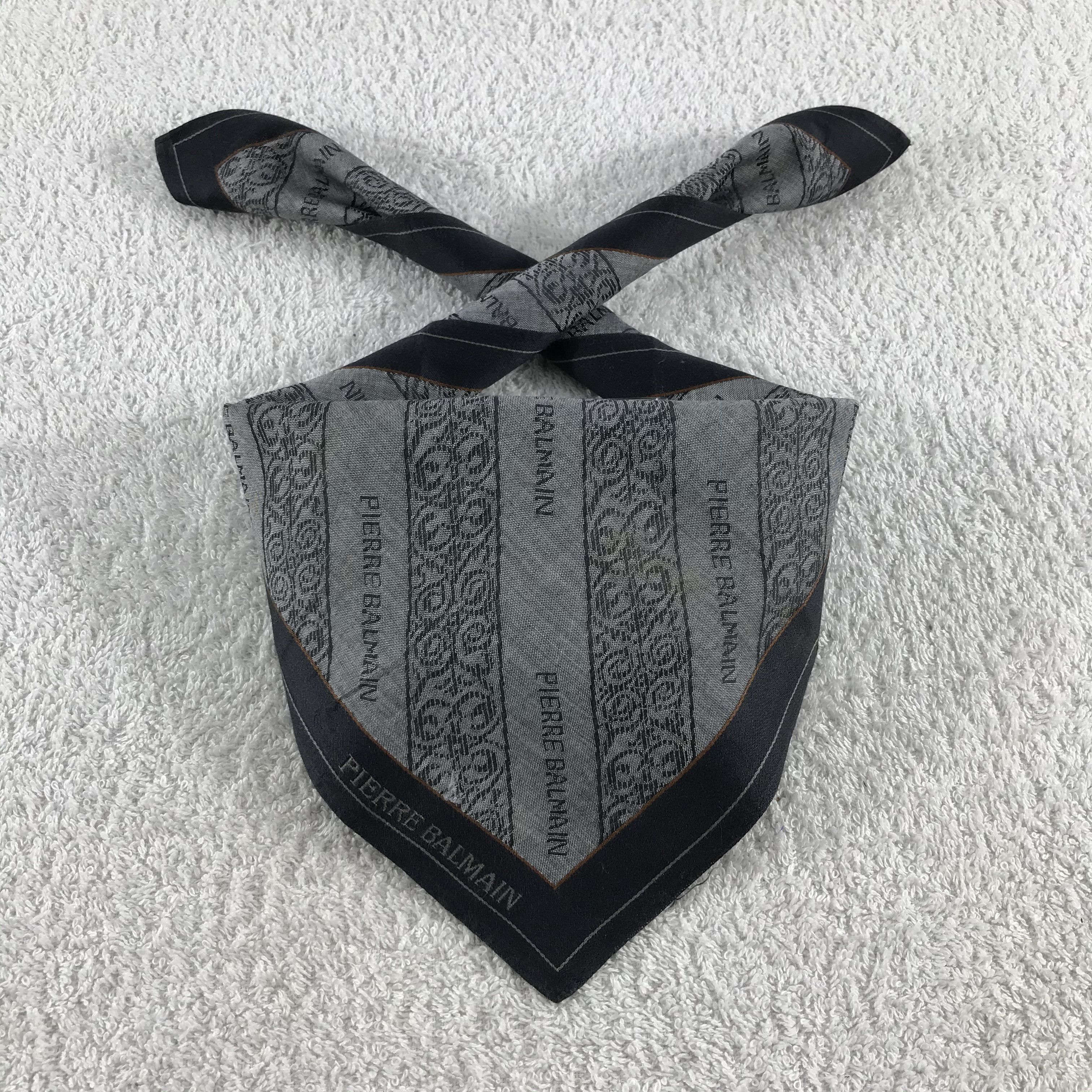 Pierre Balmain × Vintage Pierre Balmain Bandana / Handkerchief / Neckerchief - S041 Size ONE SIZE - 3 Thumbnail