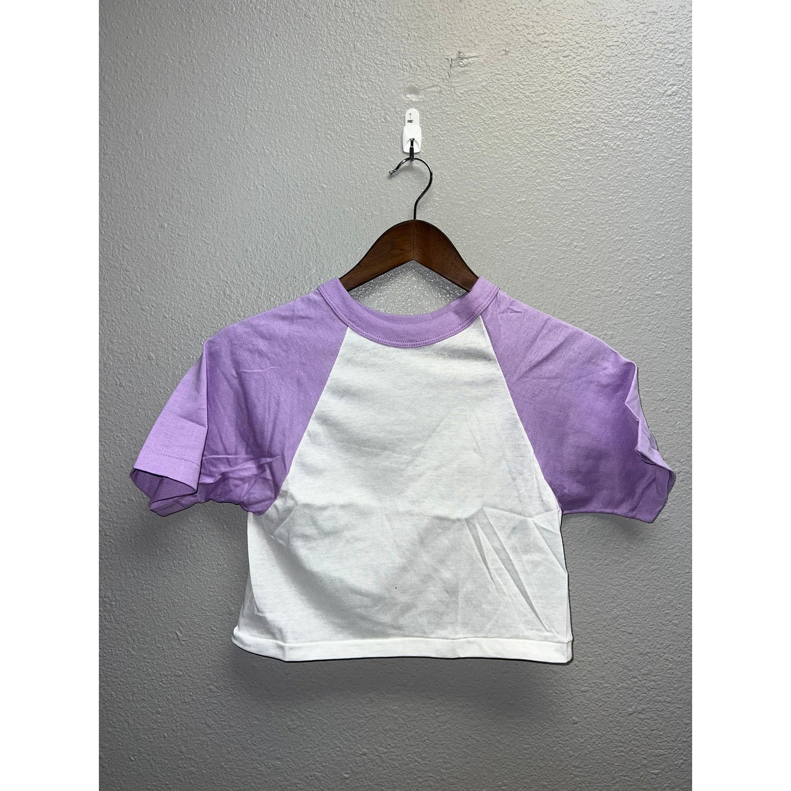 Other 80s Women's Sportswear White Purple Crop Top Shirt Women S Size S / US 4 / IT 40 - 1 Thumbnail