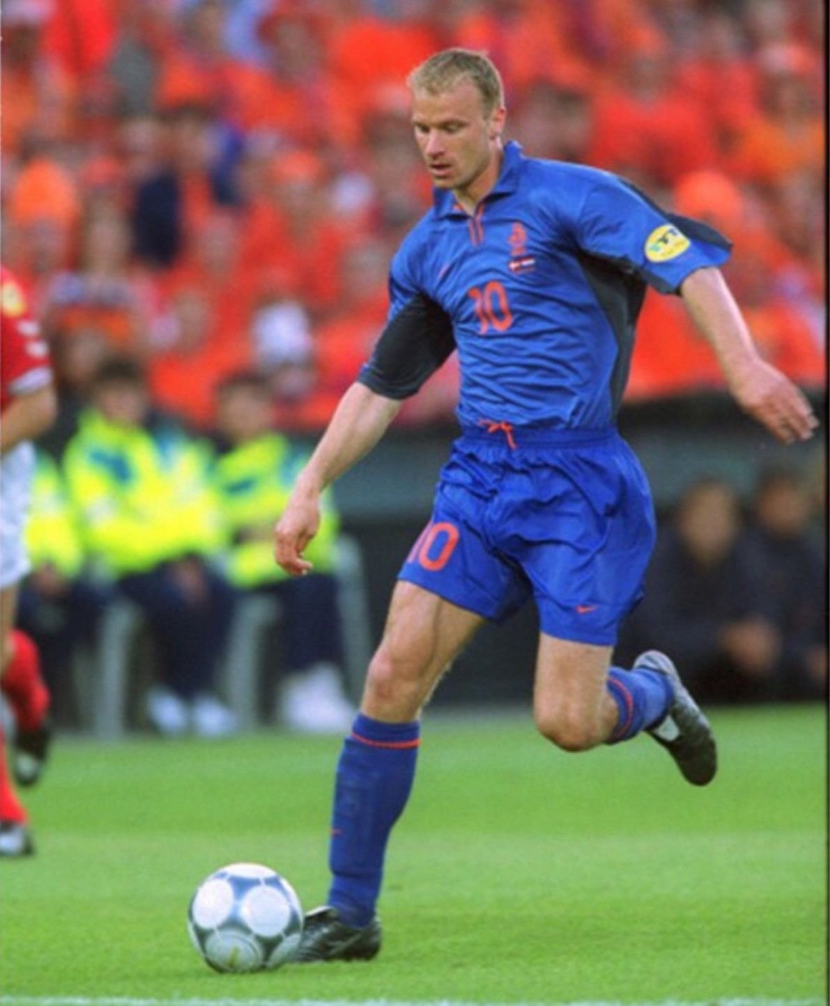 Nike Holland Euro2000 away shirt #10 Bergkamp Size US XL / EU 56 / 4 - 9 Thumbnail