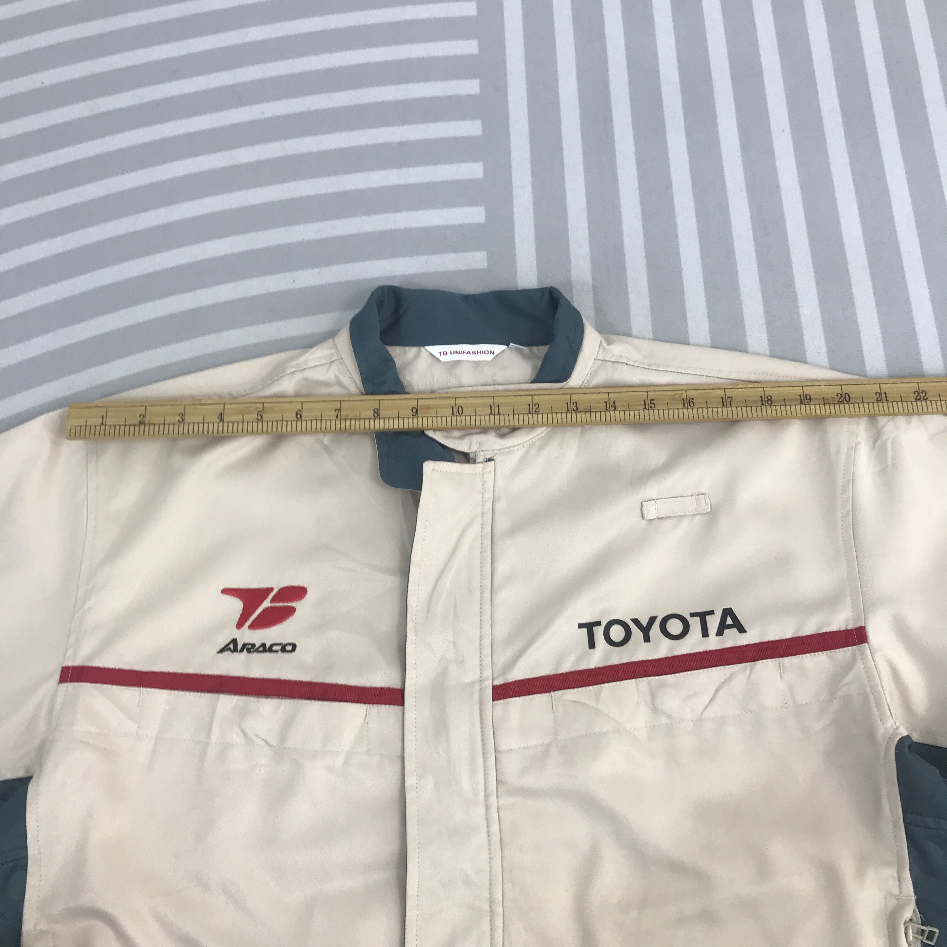 Japanese Brand × Vintage Vintage Toyota x Araco Racing uniform japan Jacket Size US L / EU 52-54 / 3 - 5 Thumbnail