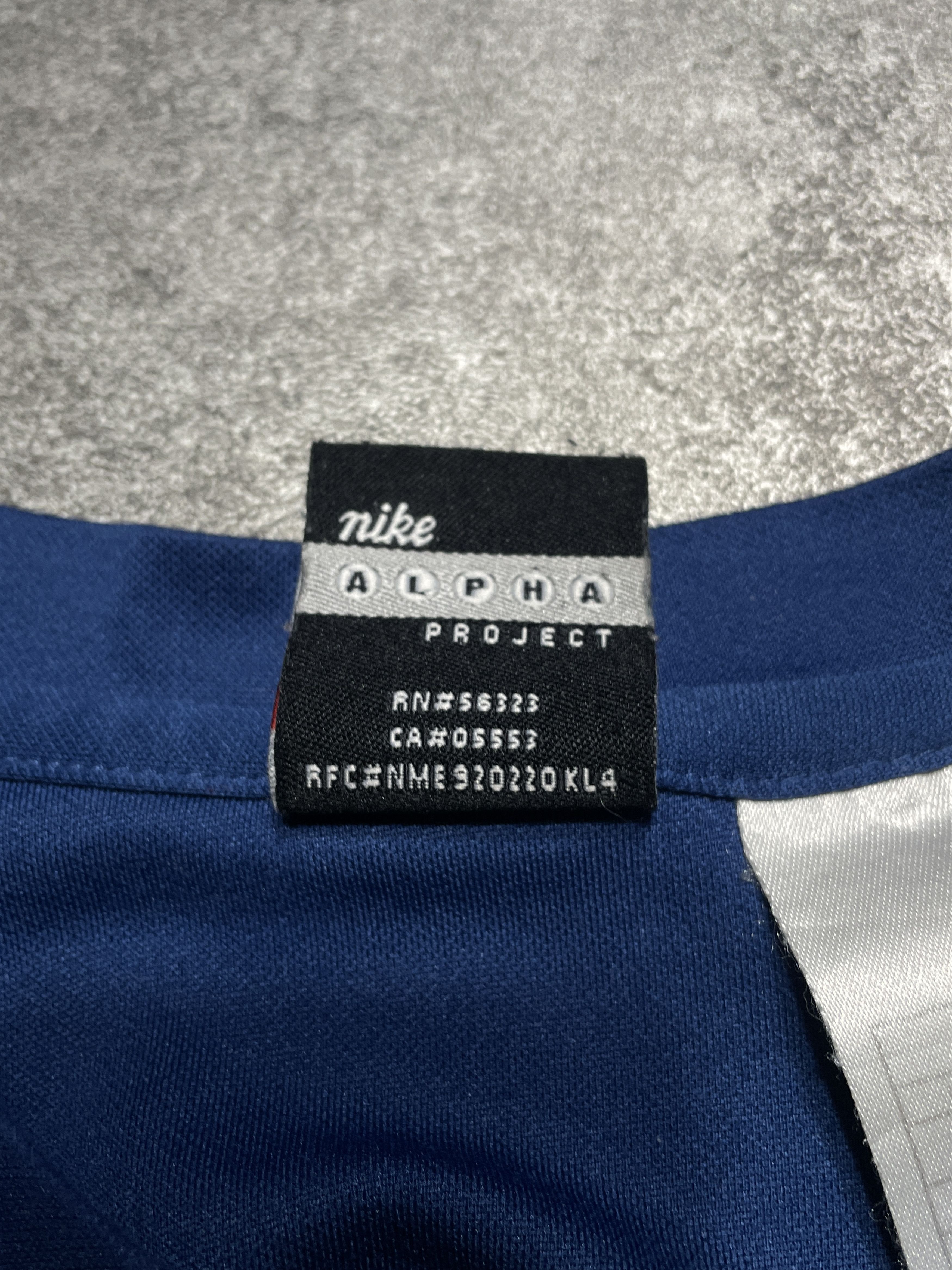 Nike ❗️RARE❗️Nike Vintage 90s T-Shirt Made In USA Center Swoosh Size US L / EU 52-54 / 3 - 6 Thumbnail