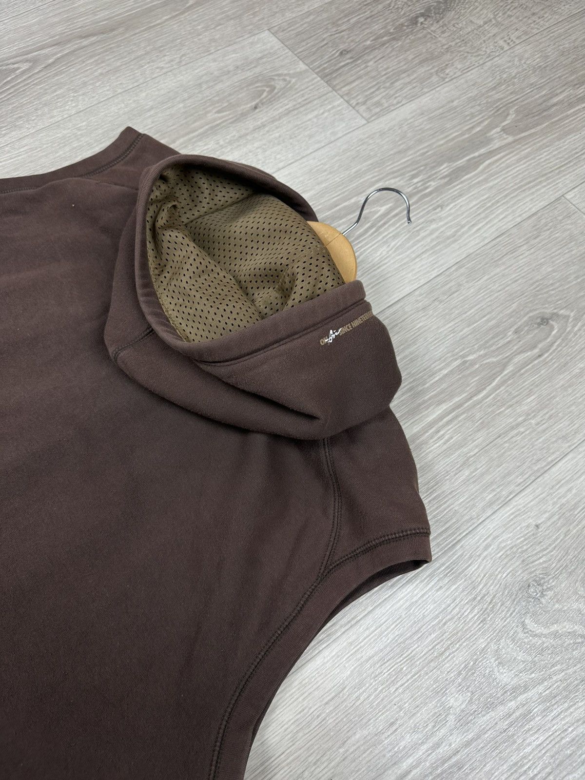 Nike × Vintage Vintage NIKE Hooded Brown Vest Swoosh Drill Size US L / EU 52-54 / 3 - 6 Thumbnail