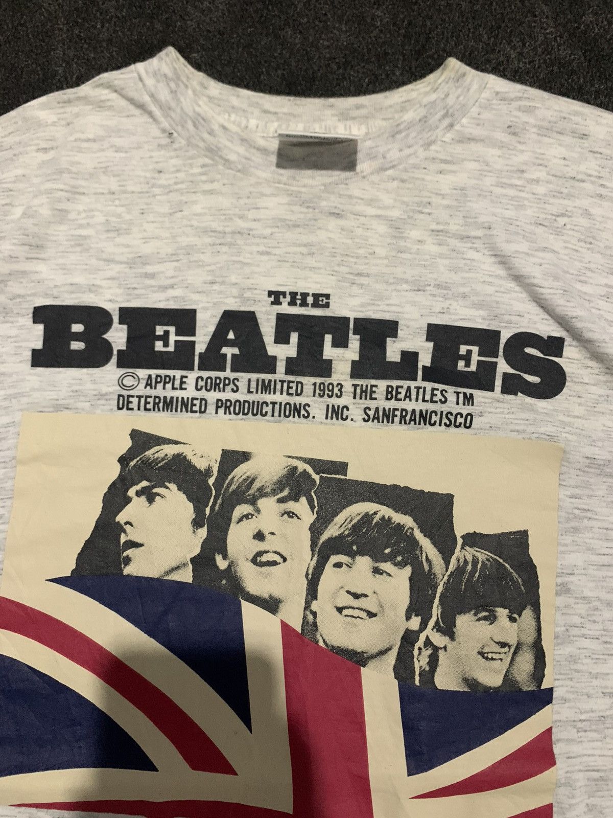 Band Tees Vintage 1993 The Beatles Union Jack T-Shirt Size US L / EU 52-54 / 3 - 7 Thumbnail