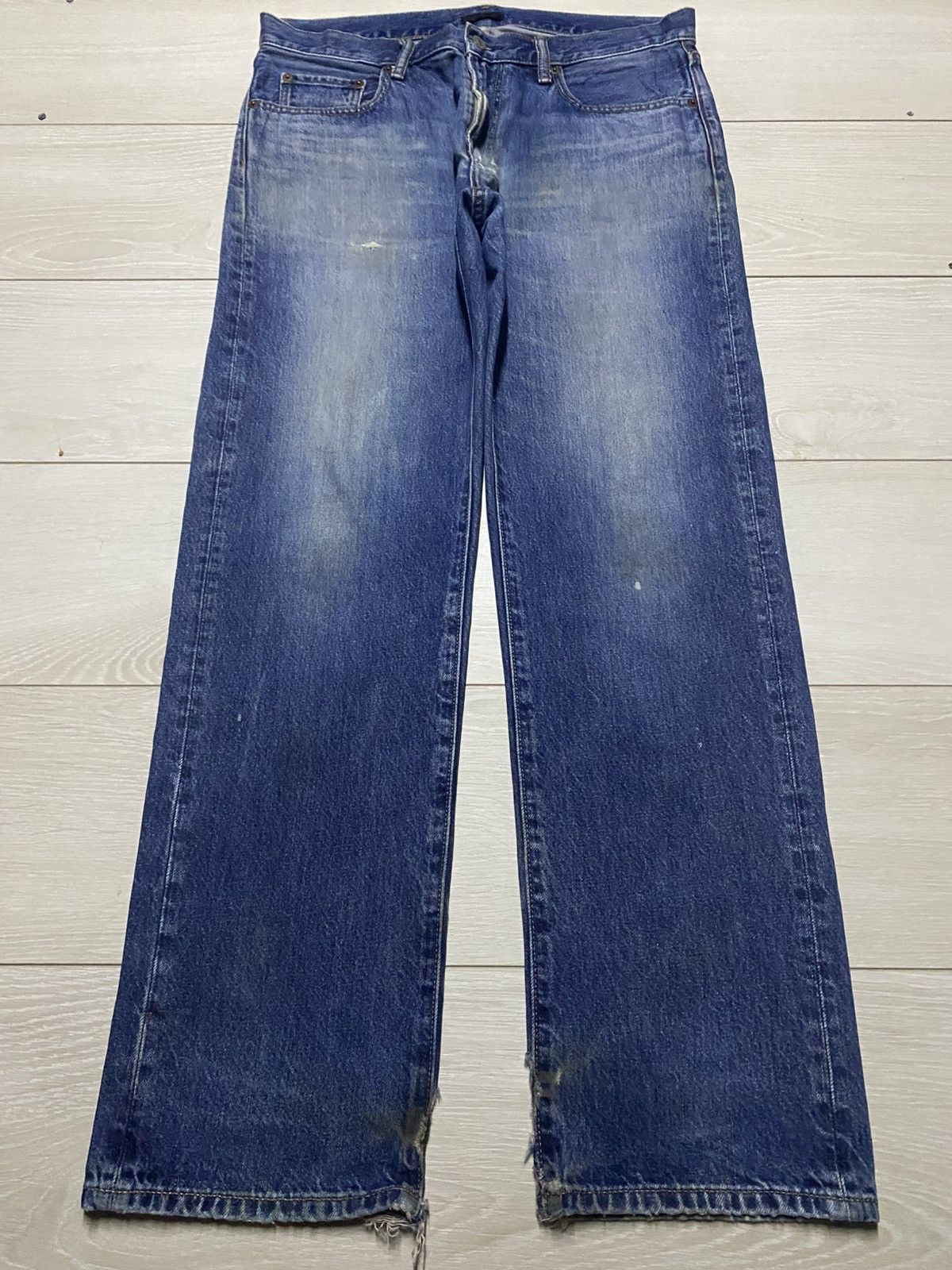 Uniqlo Vintage Uniqlo Faded Wash Distressed Loose Jeans Size US 35 - 1 Thumbnail