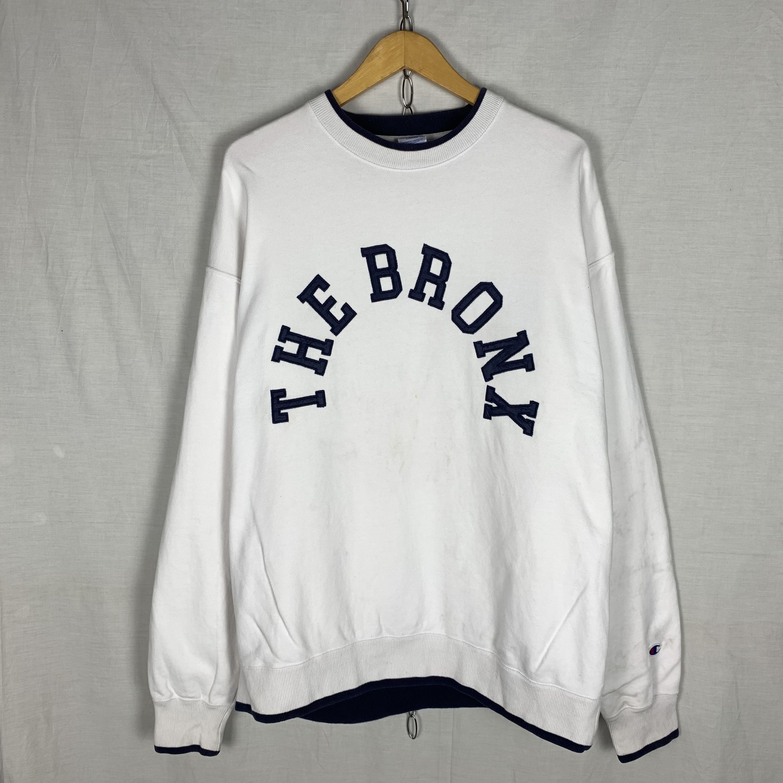 Champion Vintage Champion The Bronx Sweatshirt Crewneck Size US L / EU 52-54 / 3 - 1 Thumbnail