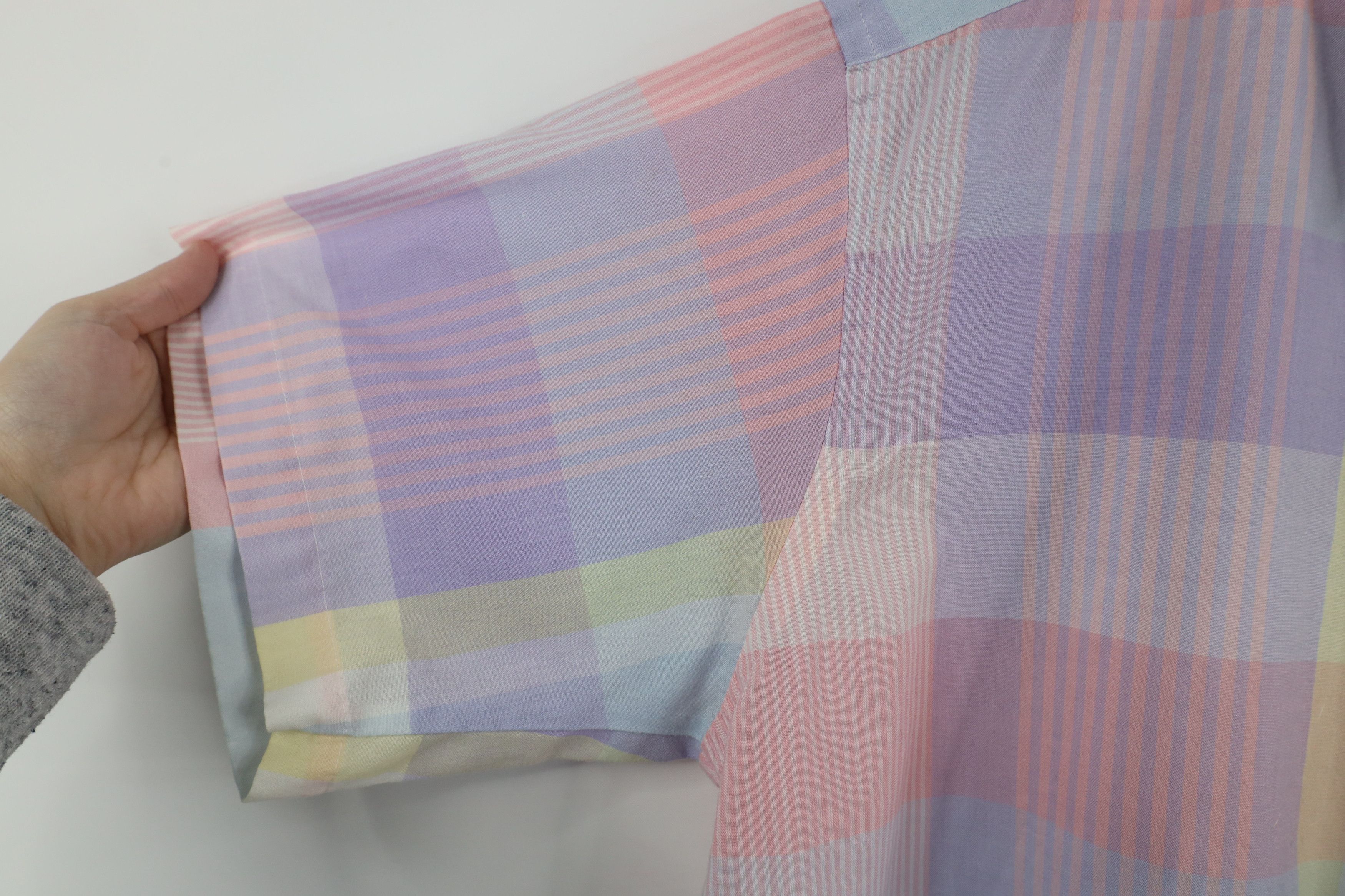 Vintage Vintage 90s Streetwear Pastel Short Sleeve Button Shirt Size US XL / EU 56 / 4 - 5 Thumbnail