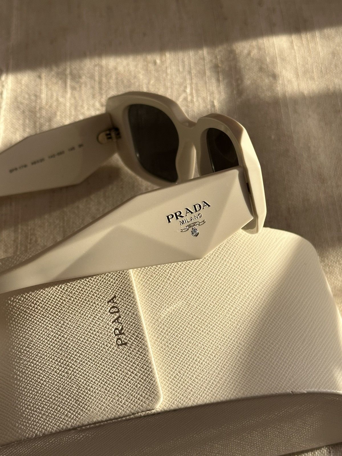 Prada PRADA Runway Symbole White Sunglasses SPR17W Quavo Logo Size ONE SIZE - 8 Thumbnail