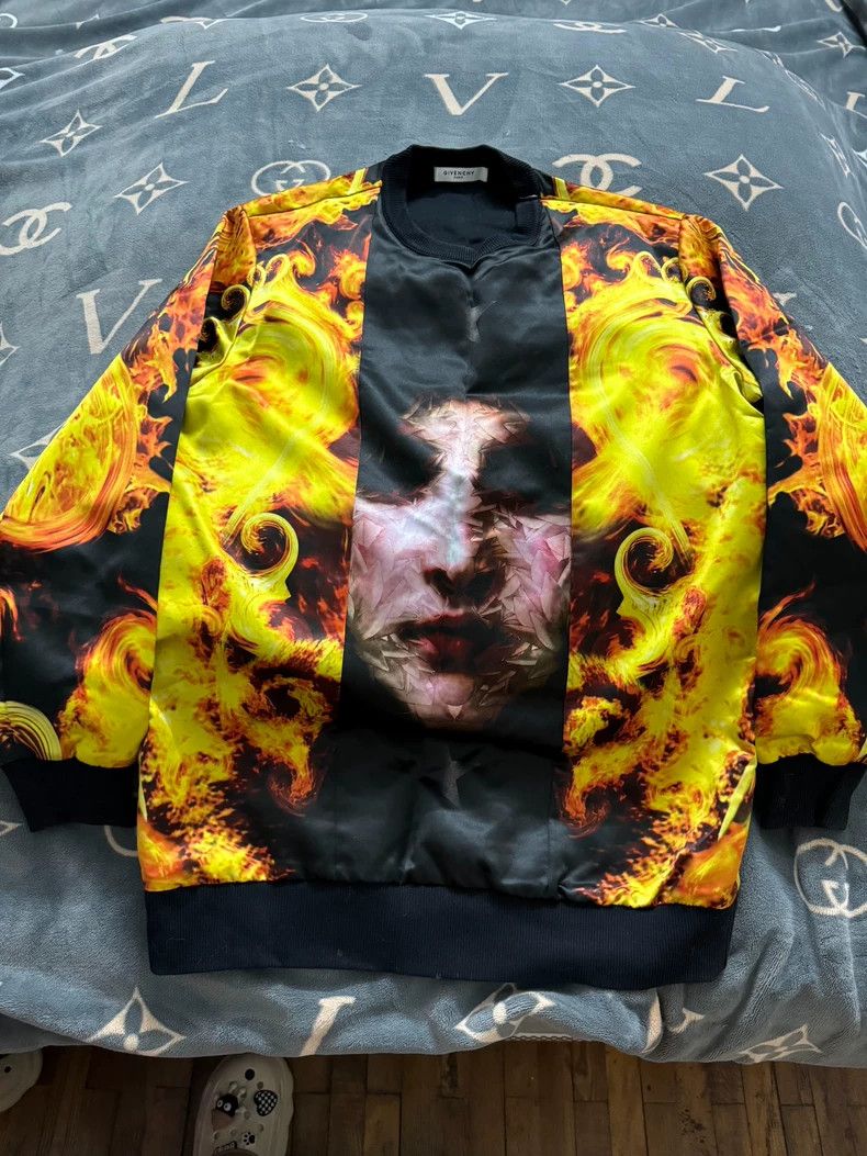 Givenchy Givenchy Rare hoodie XS loose fit Size US XS / EU 42 / 0 - 1 Thumbnail