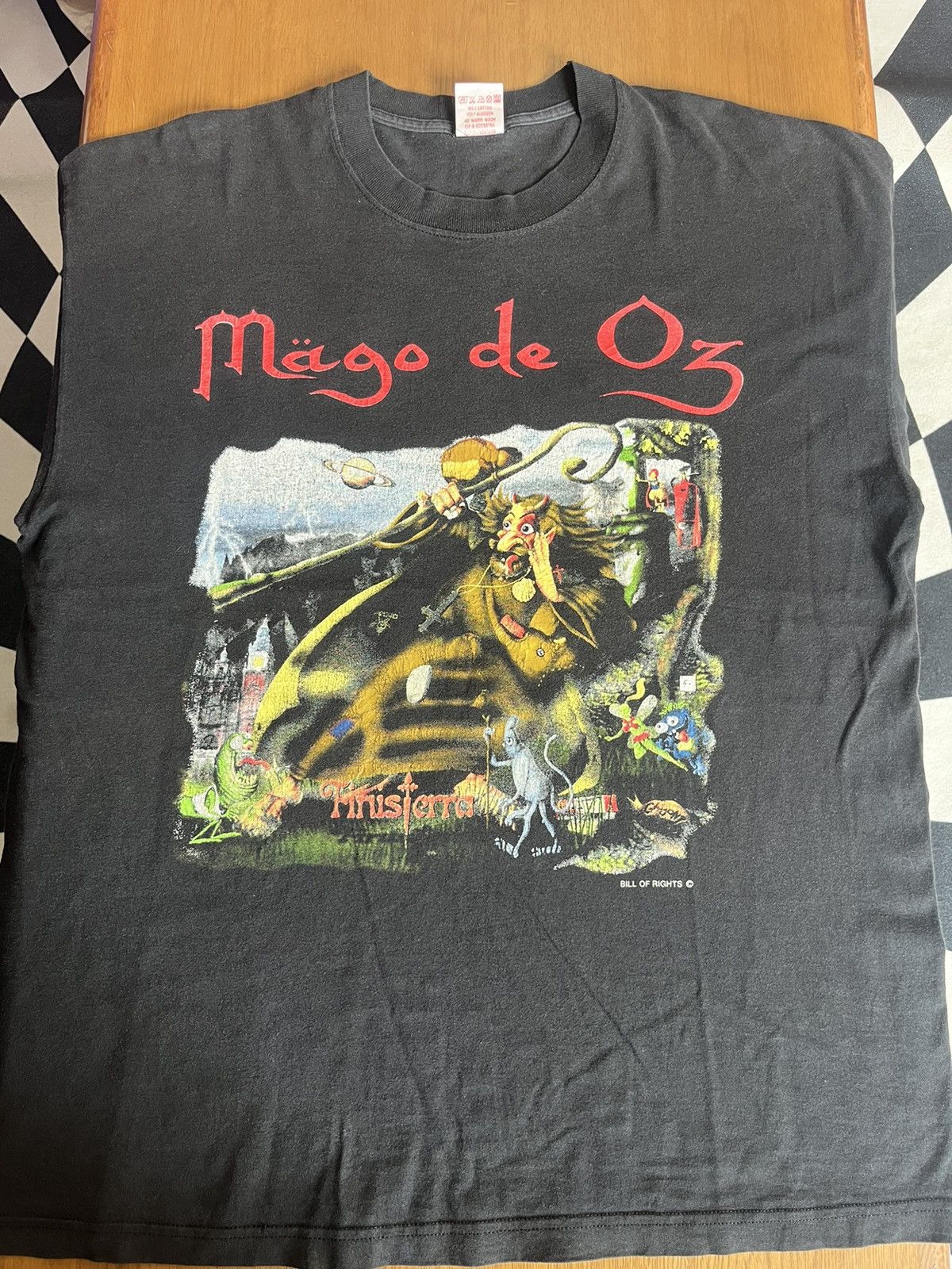 Band Tees Vintage Magi de Oz FinisTerra 90’s Bill of Rights Artwork Size US XL / EU 56 / 4 - 4 Thumbnail