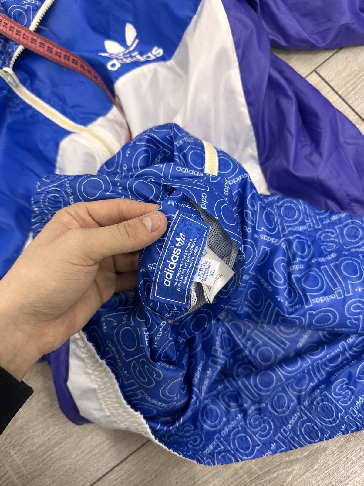 Adidas Adidas Nylon Stripped Track Jacket Windbreaker 2 in 1 Size US L / EU 52-54 / 3 - 8 Thumbnail
