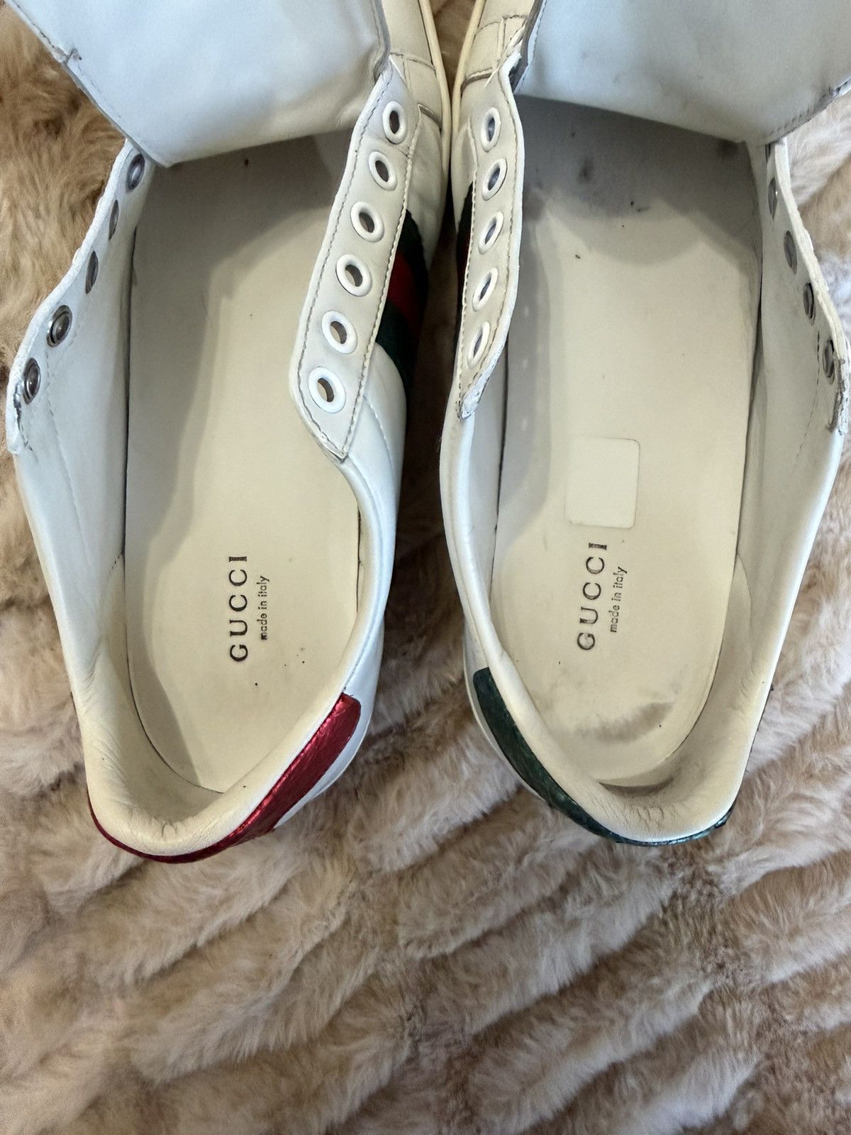 Gucci Women's Gucci Ace sneaker with bee Size US 6 / IT 36 - 7 Thumbnail