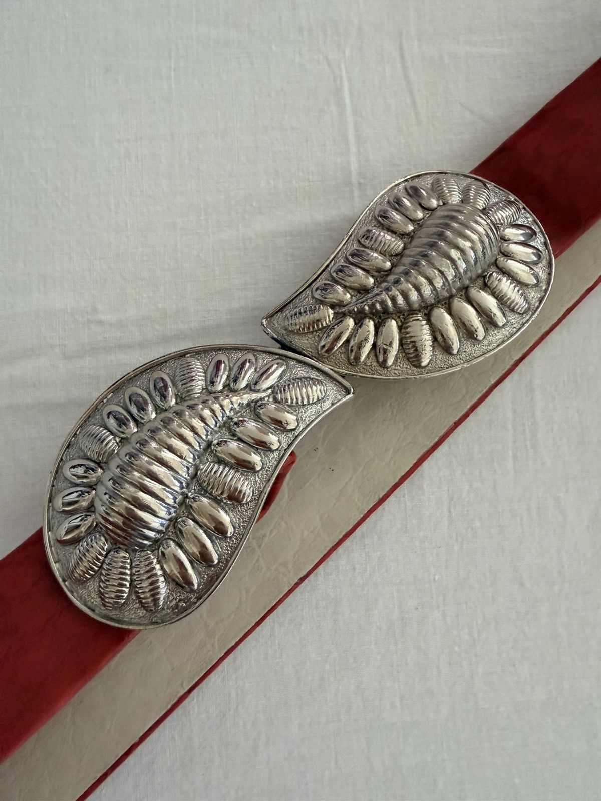Other Vintage 1985 Mimi Di N Sculptural Buckle Red Leather Belt Size ONE SIZE - 3 Thumbnail