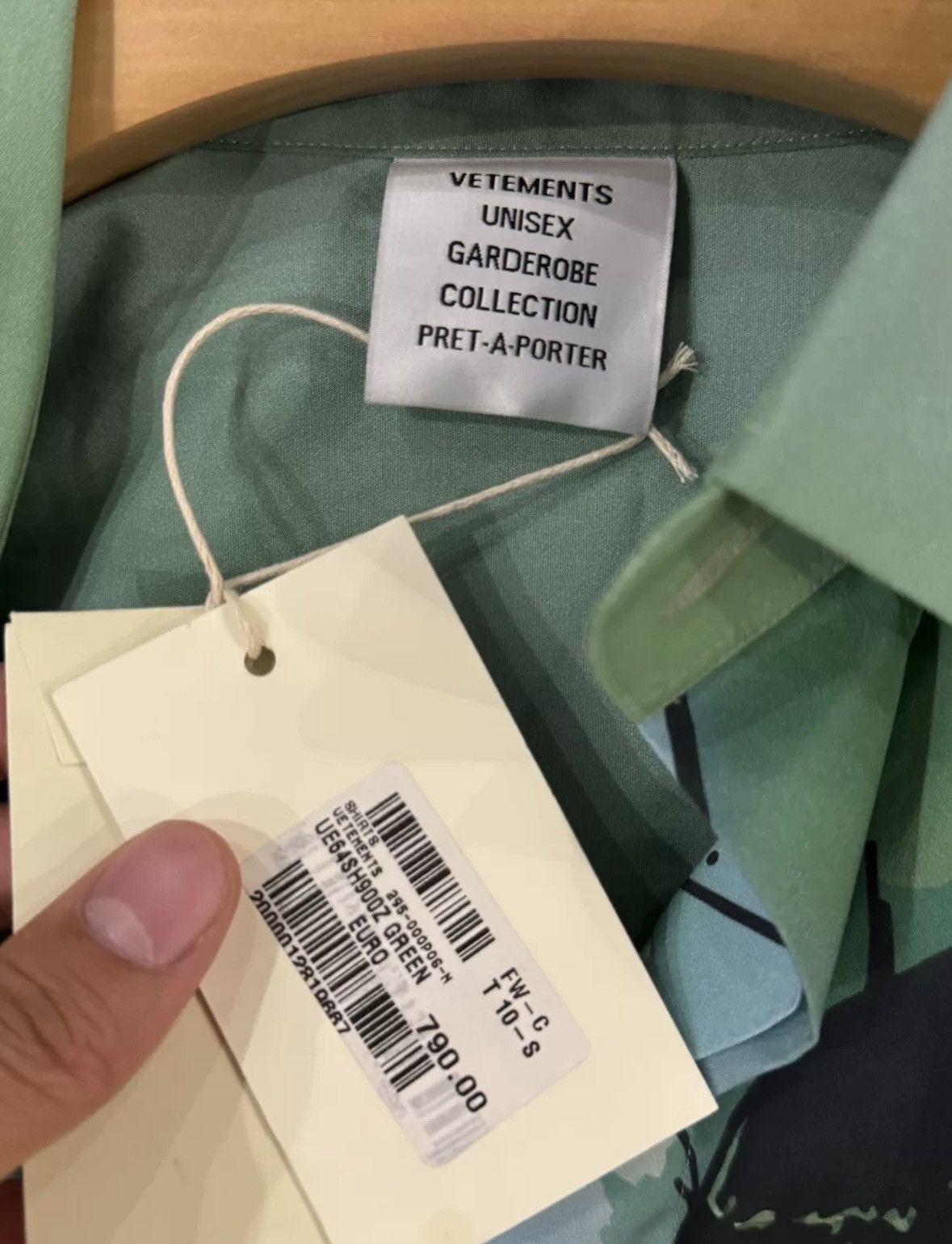 Vetements Vetements shirt Size US S / EU 44-46 / 1 - 4 Thumbnail
