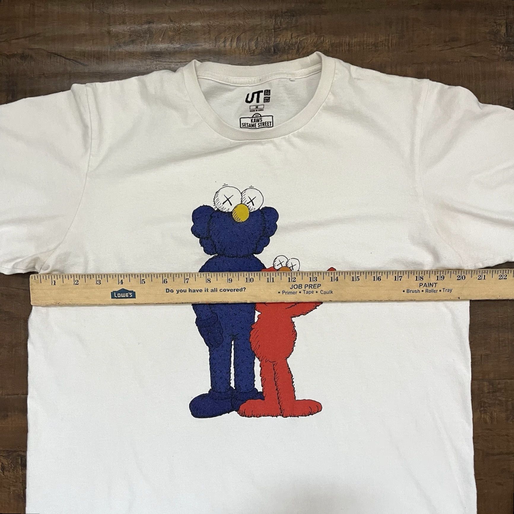 Kaws KAWS x Uniqlo Sesame Street Elmo T-Shirt Mens Medium White Graphic Print Streetwear Size US M / EU 48-50 / 2 - 6 Thumbnail