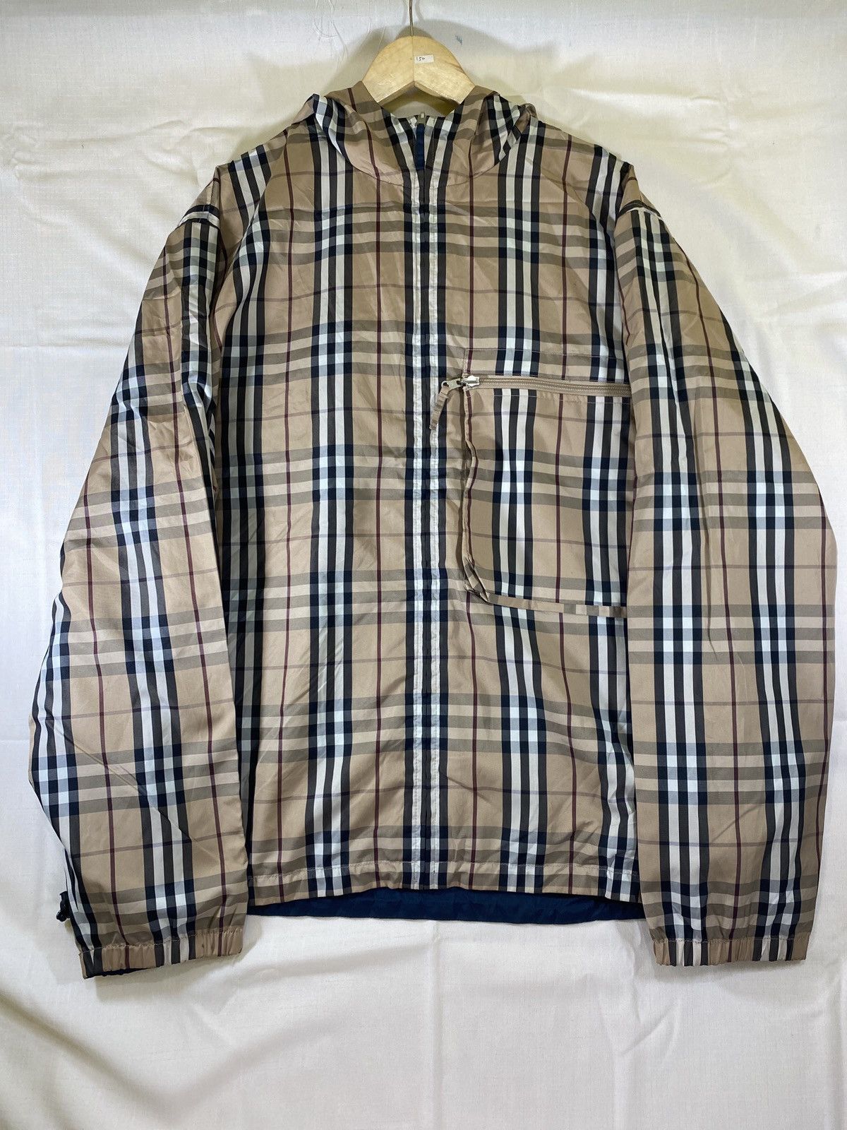 Burberry double sided nova check jacket Size US XL / EU 56 / 4 - 1 Thumbnail