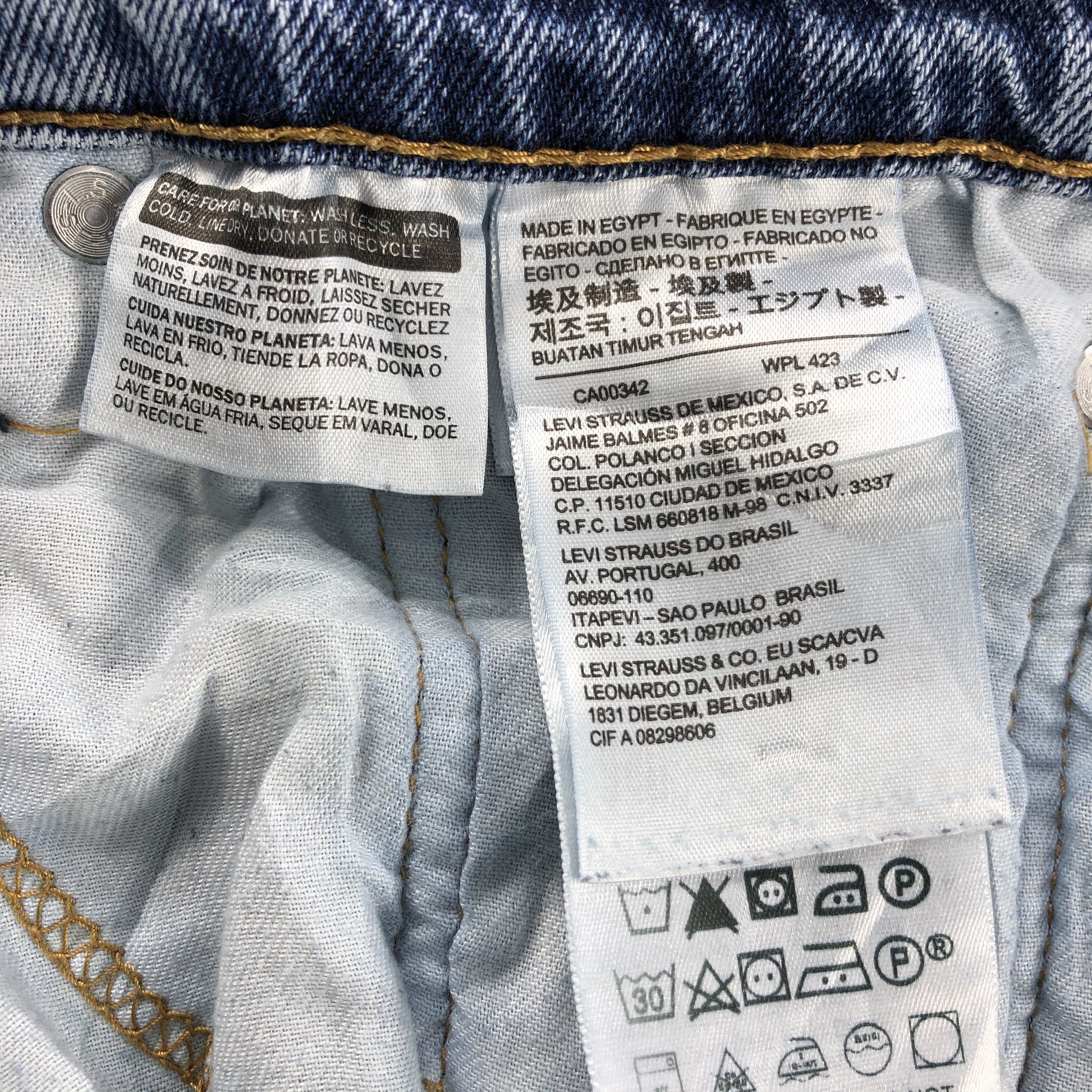 Levi's Vintage Levis 502 Jeans Medium Wash Denim KJ588 Size US 32 / EU 48 - 9 Thumbnail