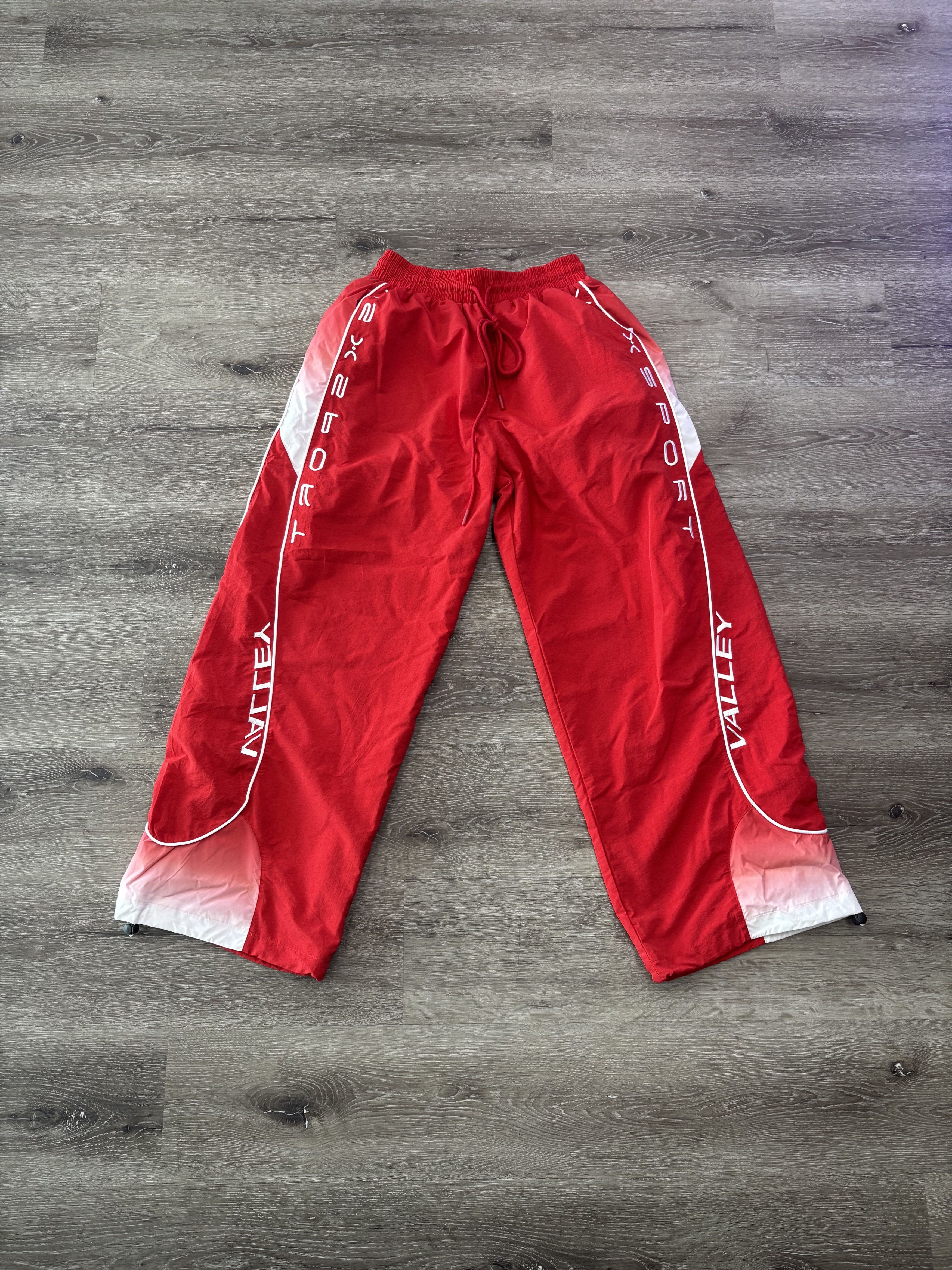 Vale Vale Forever "Valewerkz Swish" (RED) Size US 30 / EU 46 - 1 Thumbnail